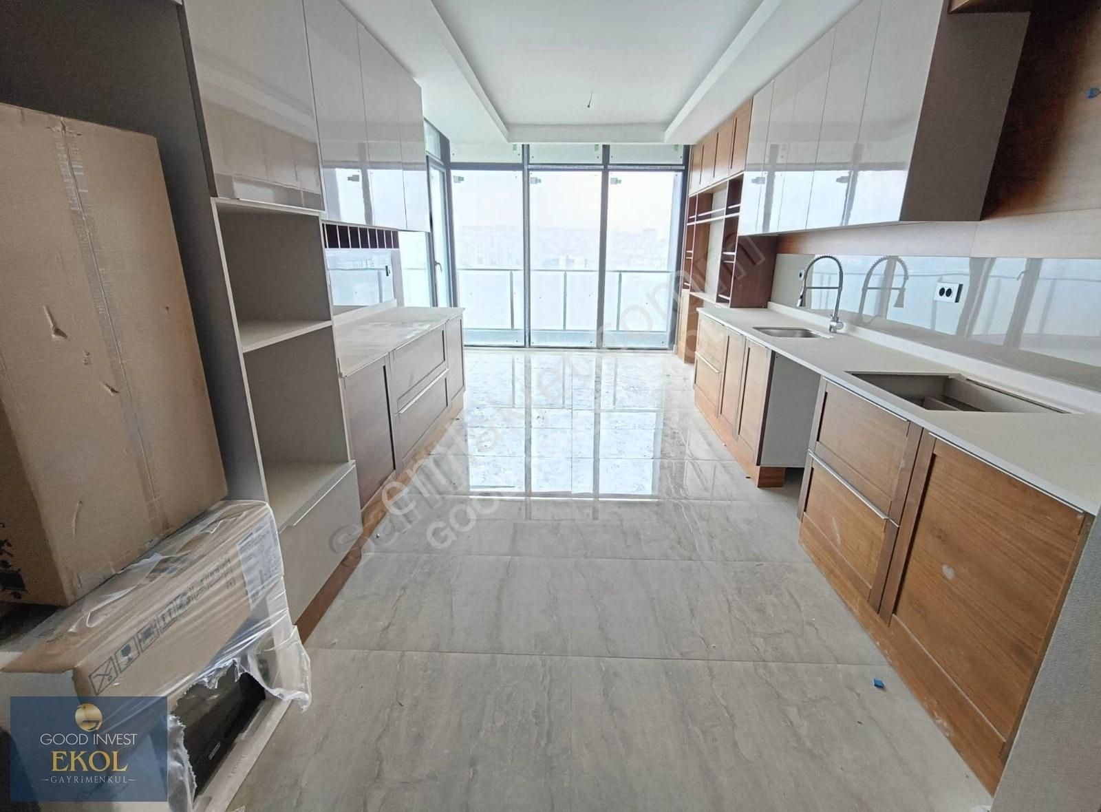 Ovacık Bulvar Üzeri 4.5+1 Lüks Serenity Sitesi