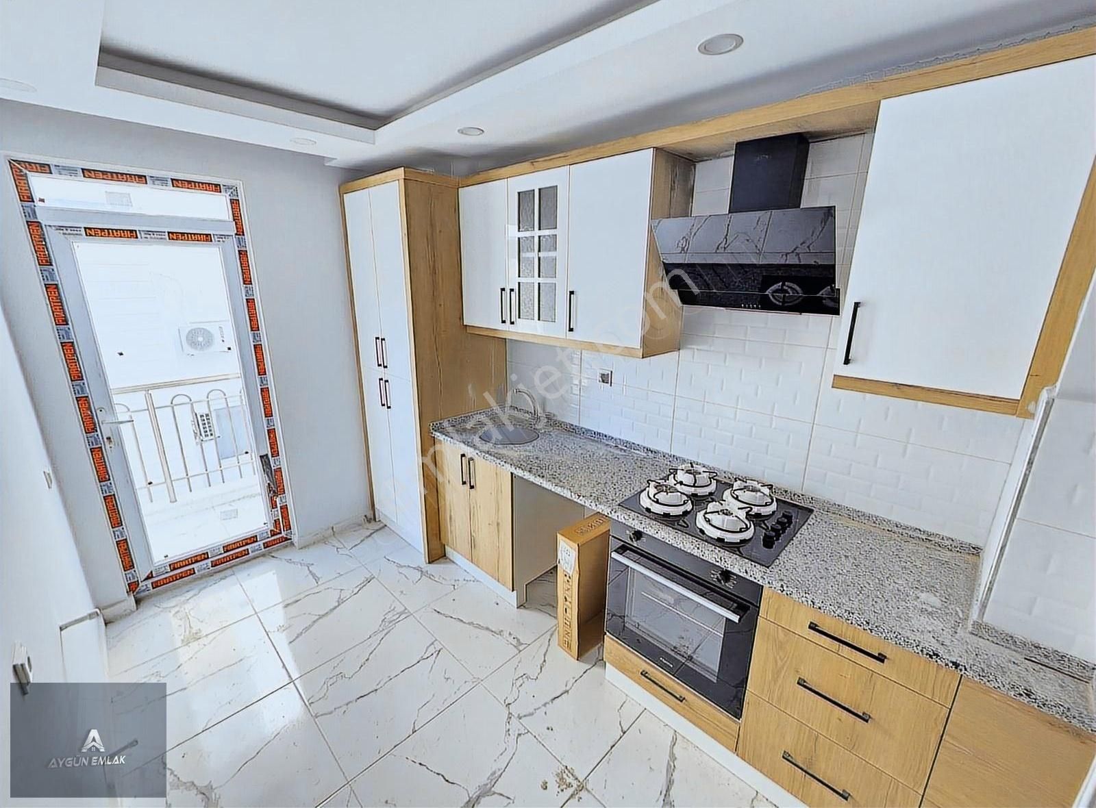 Yeni Mah.de Tramvay Dibi Kredi Limitsiz 2+1 90m2 Satılık Daire