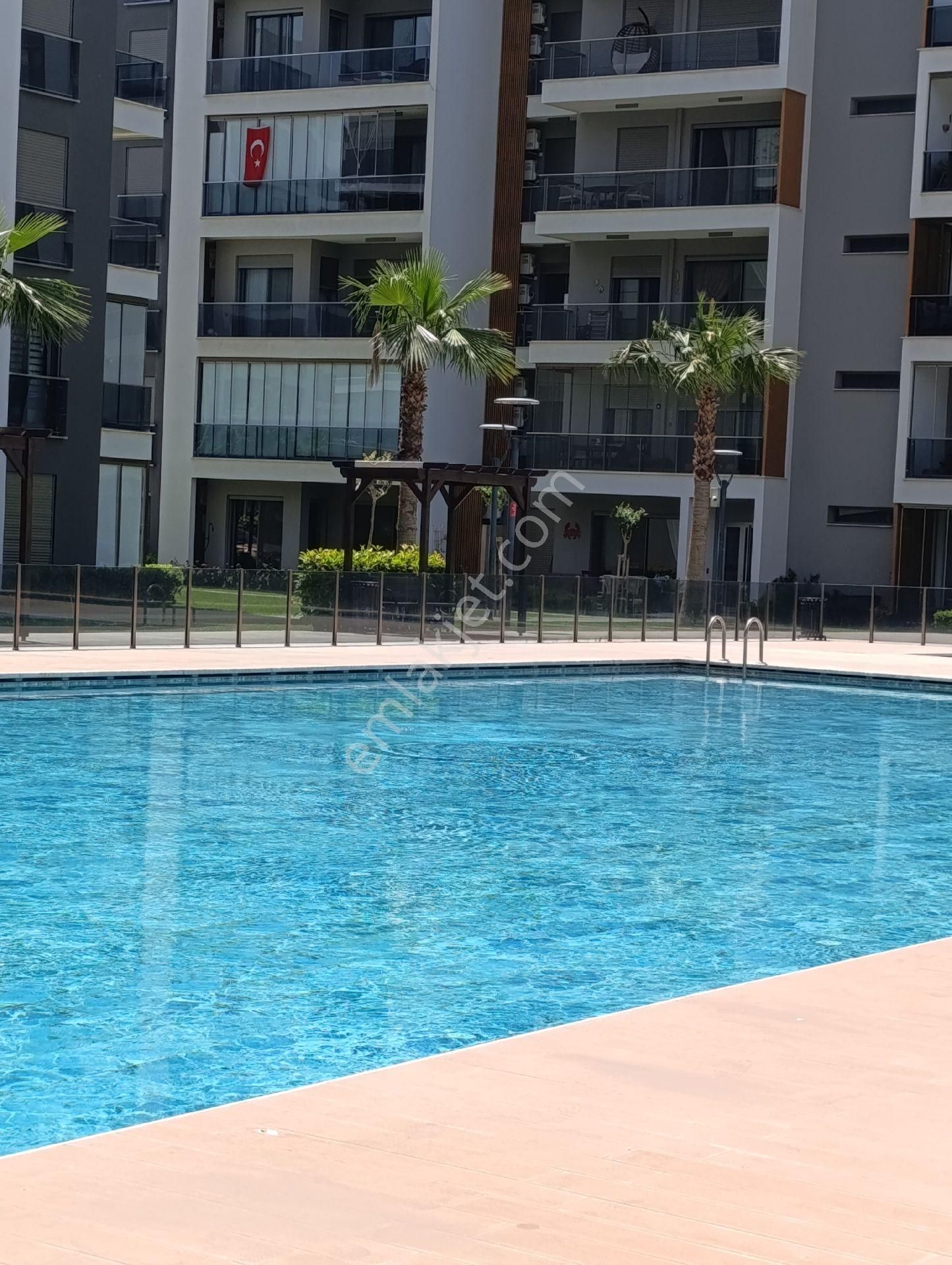 Ataşehir Modern 2 Satılık 2+1 2 Banyolu