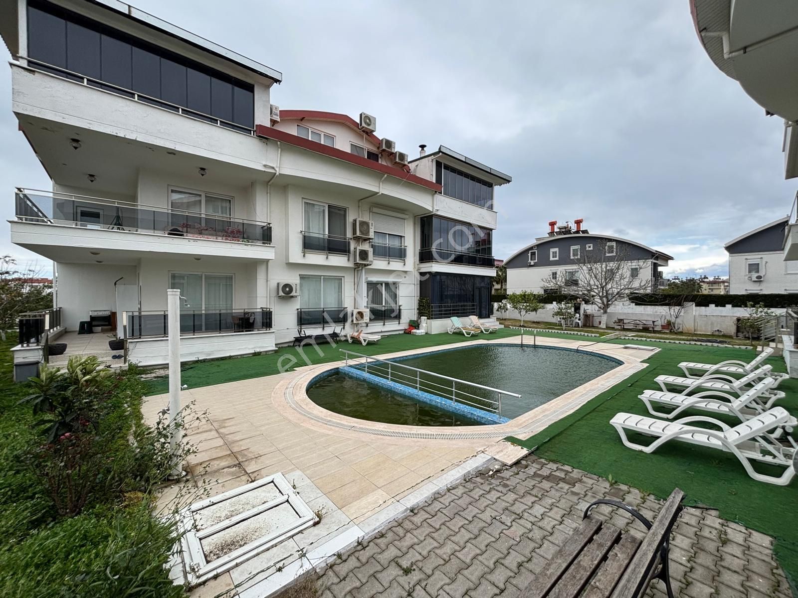 Belek'te 2+1 Geniş Ferah Havuzlu Daire