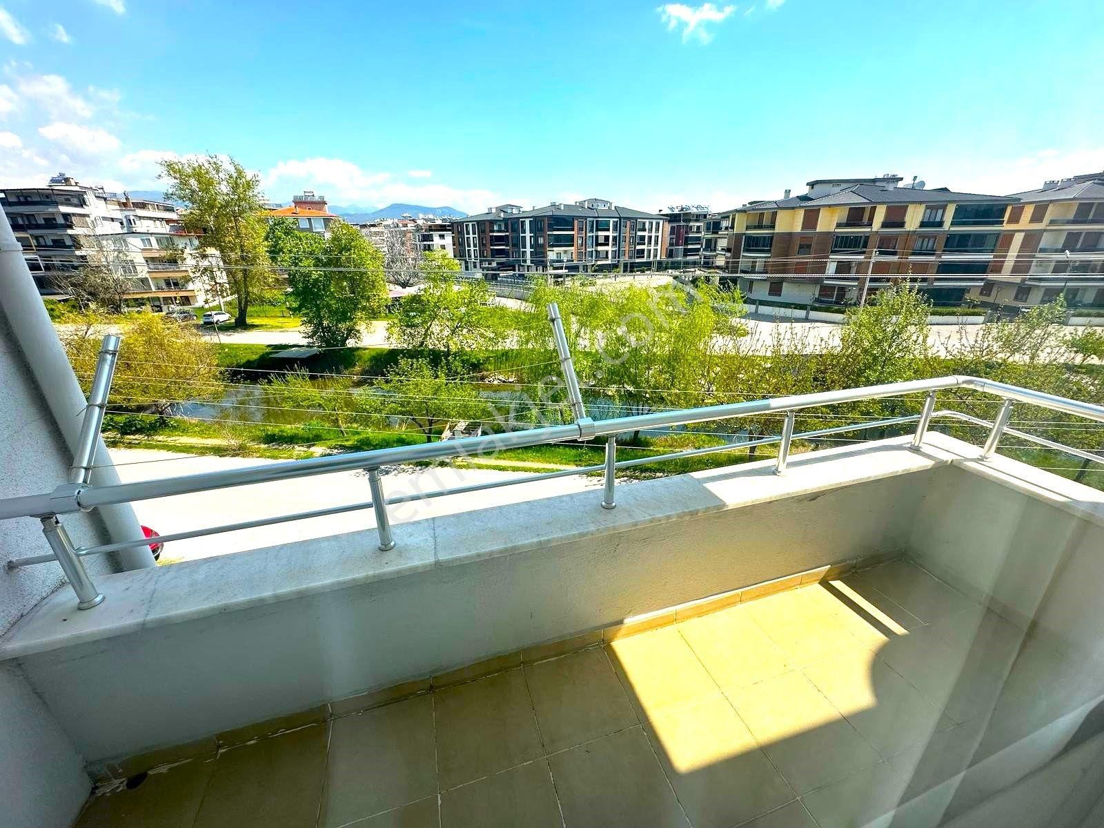 𝄞melodi'den Akçay Merkez'de Full Kredili Ön Cephe Denize Sadece 360m2 Mesafede 3+1 Fırsat Dublex