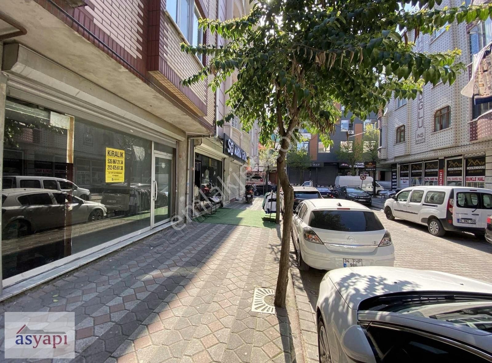 As Yapıdan Merkezi Konumda Tramway Dibi 80 M2 Düz Ayak Kepenkli