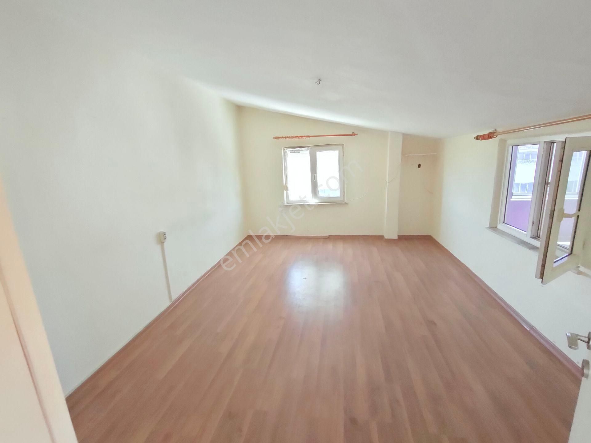 Altınoluk Denize Yakın Tek Tapu 3 Ayrı Daire 2+1 Ve 2 Adet 1+1 Kira Getirisi Yüksek Yatırımlık - Görsel 30