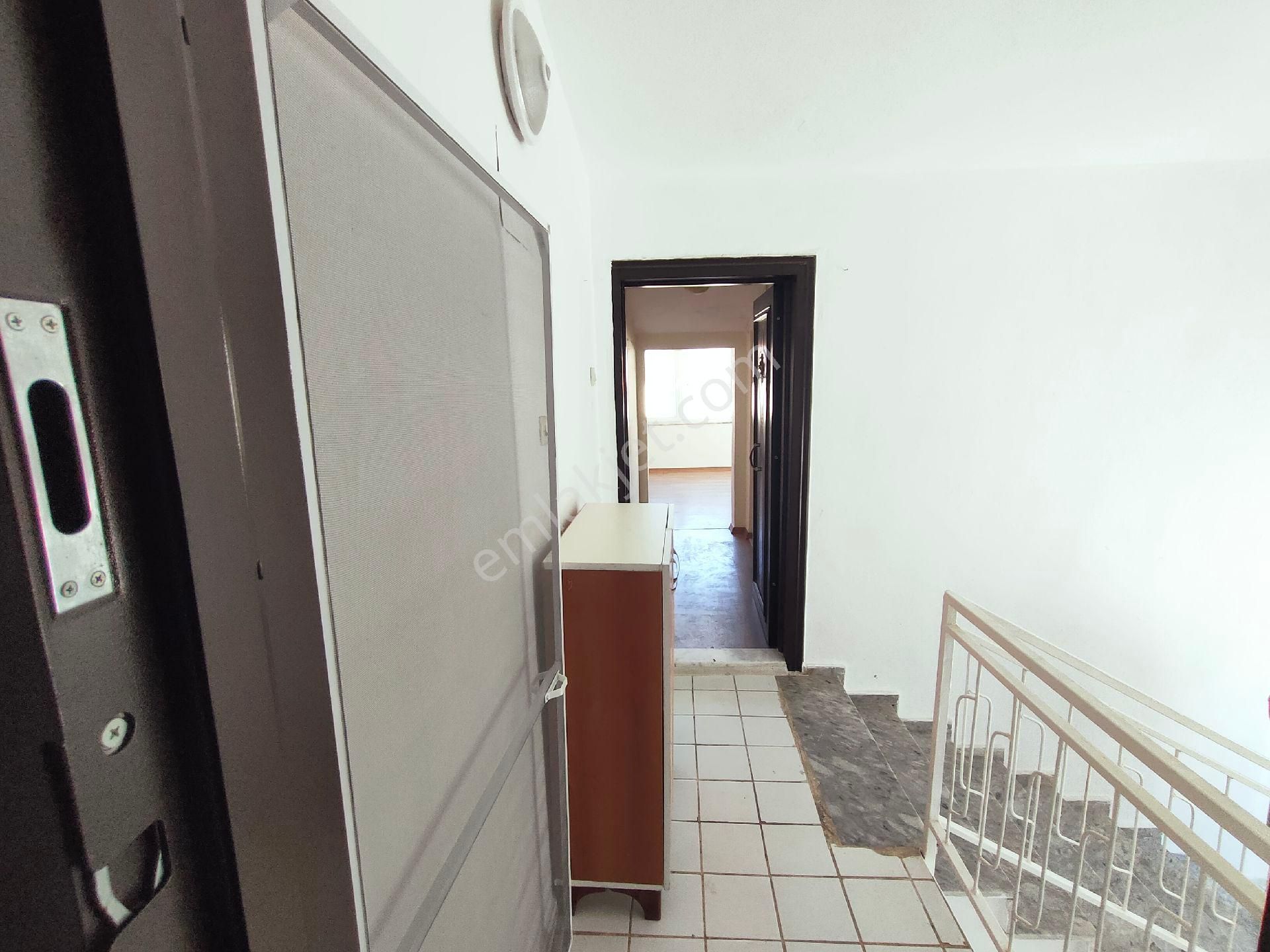 Altınoluk Denize Yakın Tek Tapu 3 Ayrı Daire 2+1 Ve 2 Adet 1+1 Kira Getirisi Yüksek Yatırımlık - Görsel 28