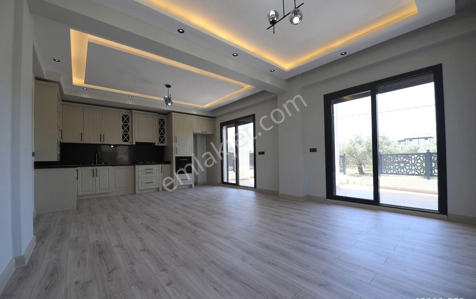 Yener Emlak'tan Zeytinli'de Ultra Lüx Şahane Ötesi Müstakil Villa - Görsel 9