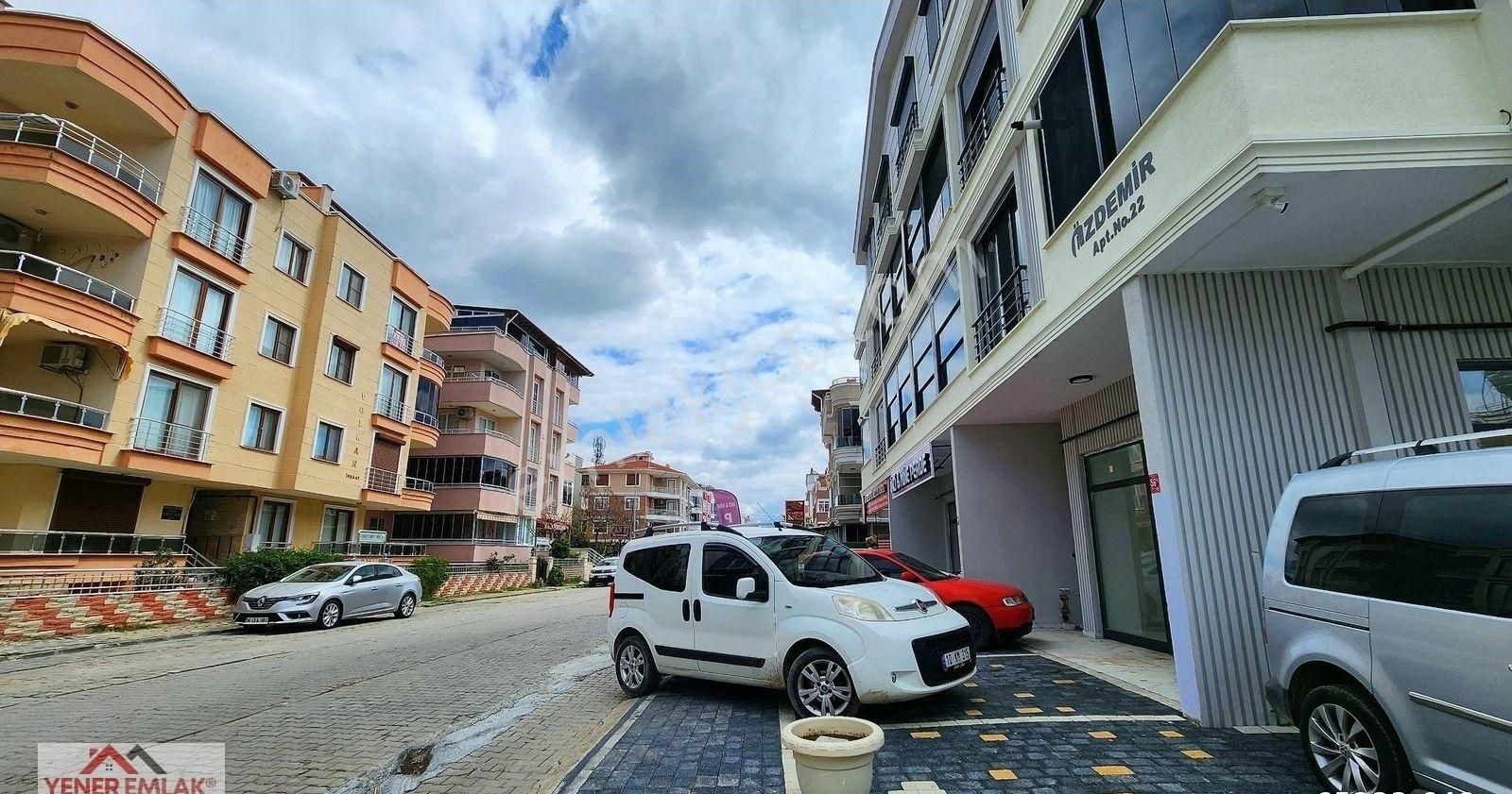 Altınkum Merkezde Pazar Sokağında Cadde Üzeri 75m2 Satılık Dükkan