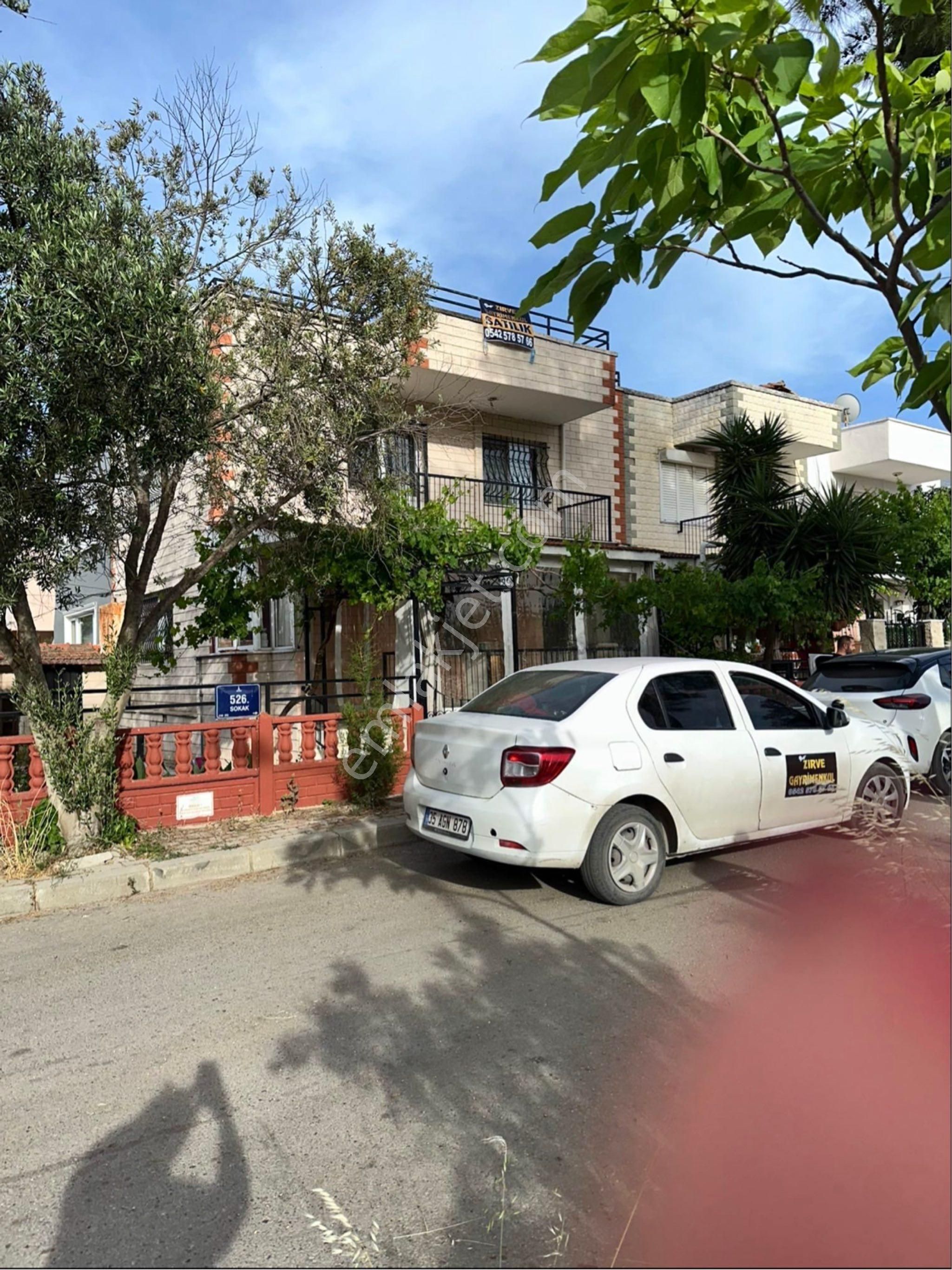Beyazevler’de Satılık Triblex