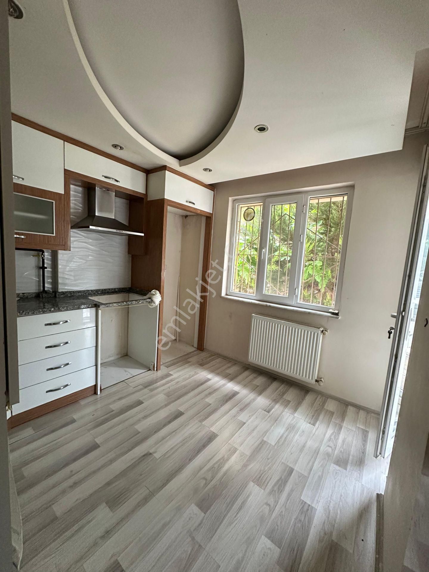 Ender Uysal Gayrimenkulden Bağbaşında Satılık 8 Yaşında 2+1 Fırsat Daire ...