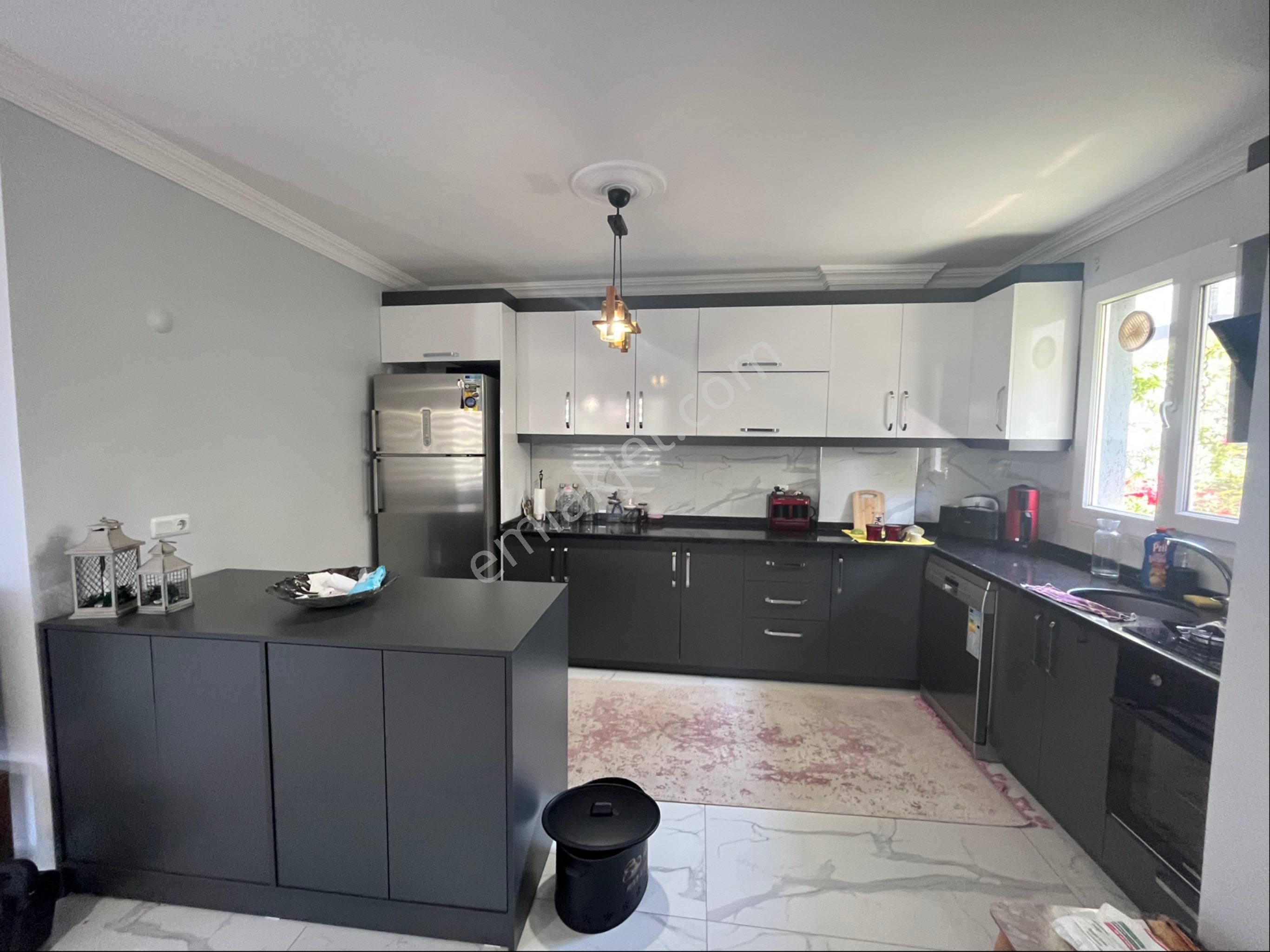 Ata Gayrimenkul,den Ful Eşyalı 4+1 Park Cepheli Lüks Villa - Görsel 17