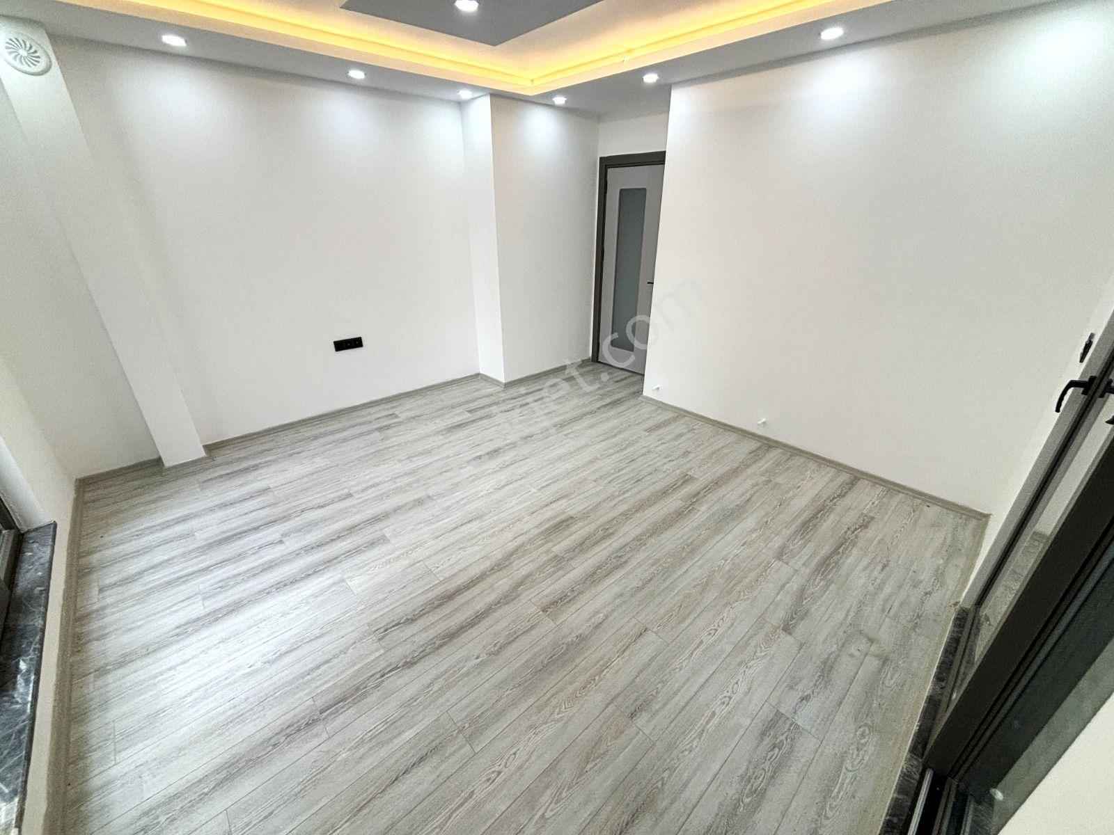 Poyraz Gayrimenkul'den Satılık Altınkum'da Sıfır Ebeveyn Banyolu 2+1 Daire - Görsel 3