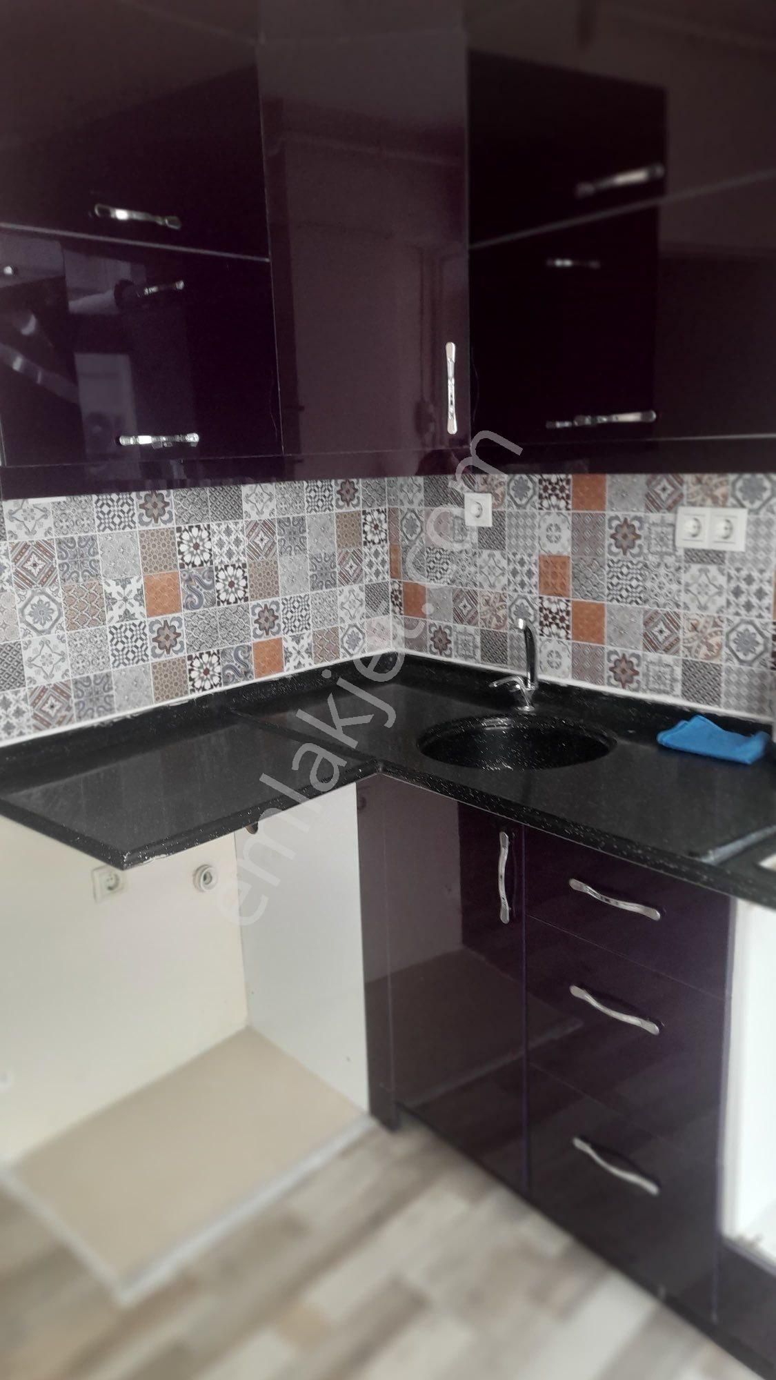 2 + 1 Doğalgazlı İç Yapılı Kiralık Daire