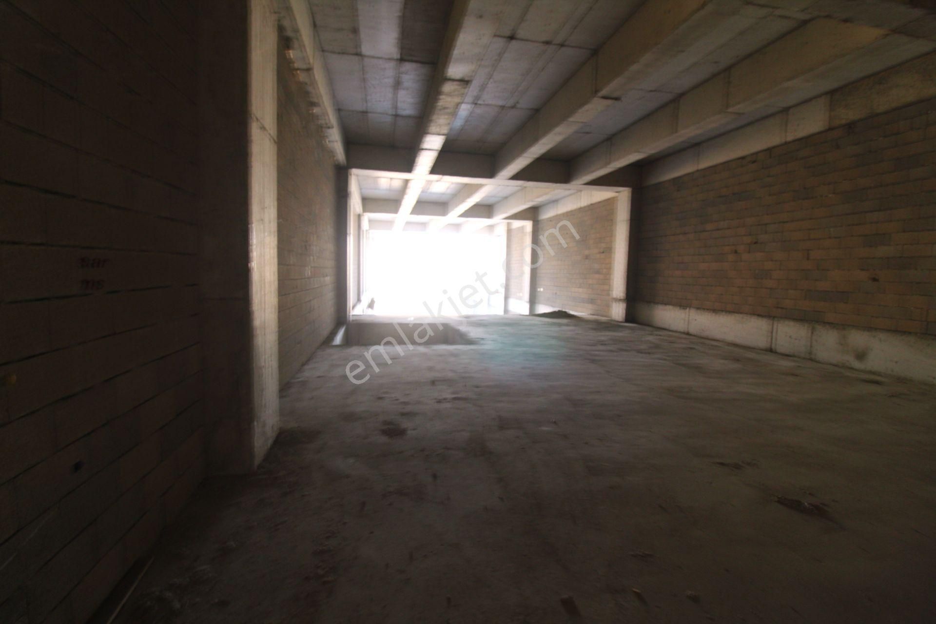 Kiralık Batı Prestij Ticaret Merkezi'nde İşyerleri İmalathane Başkent Oto Sanayi - Görsel 30