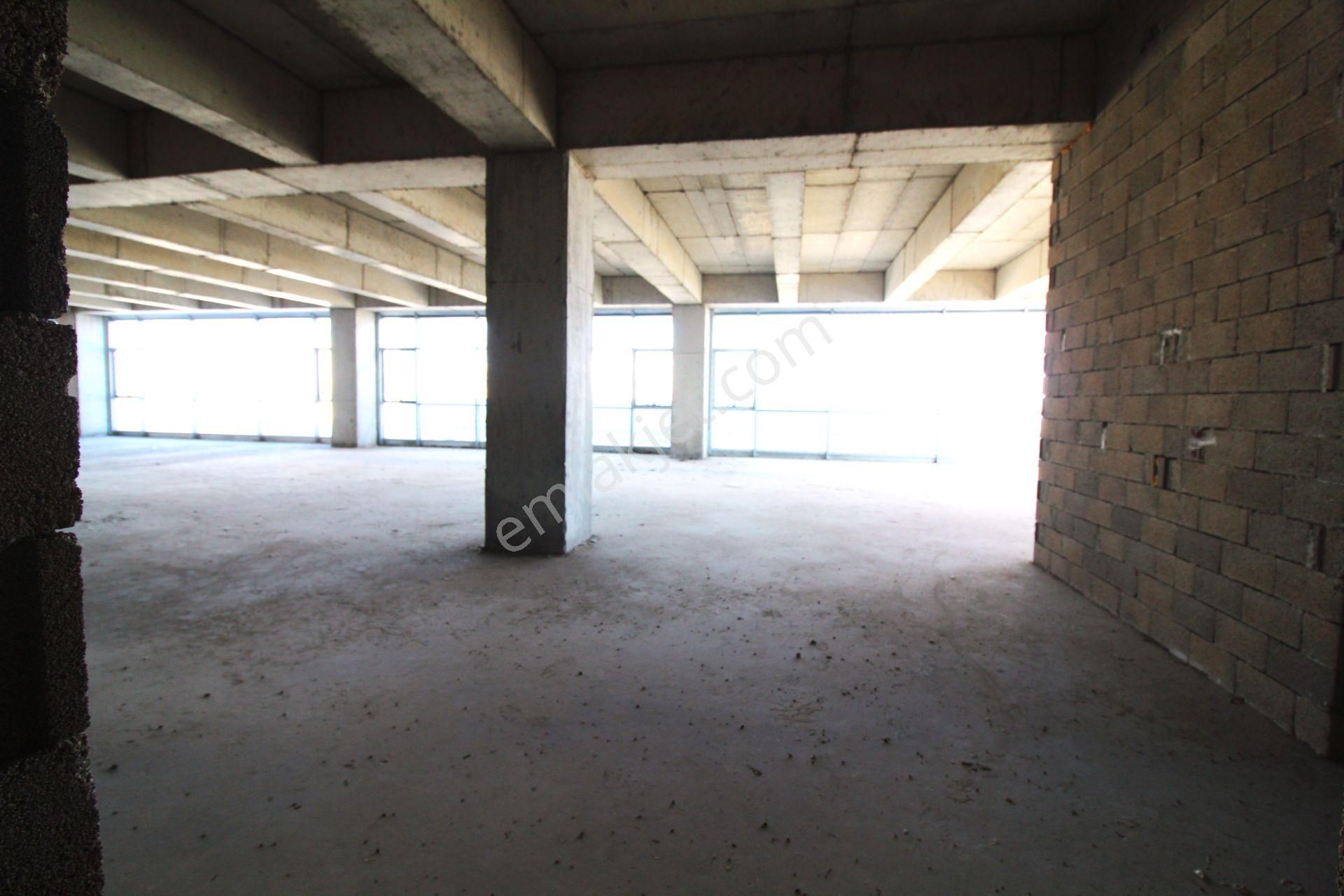 Kiralık Batı Prestij Ticaret Merkezi'nde İşyerleri İmalathane Başkent Oto Sanayi - Görsel 9