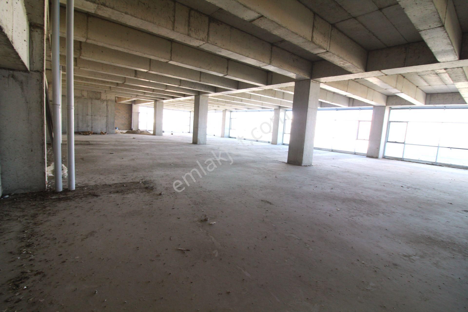 Kiralık Batı Prestij Ticaret Merkezi'nde İşyerleri İmalathane Başkent Oto Sanayi - Görsel 26