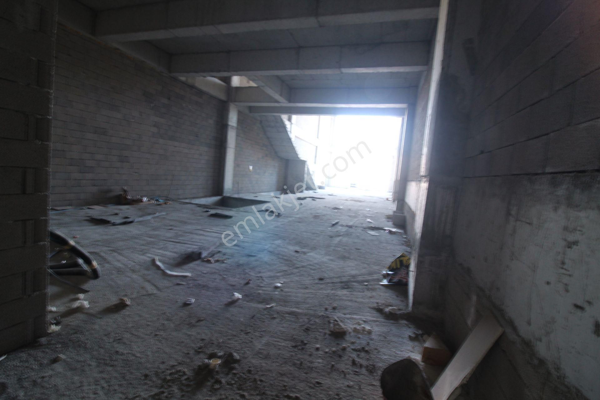 Kiralık Batı Prestij Ticaret Merkezi'nde İşyerleri İmalathane Başkent Oto Sanayi - Görsel 35