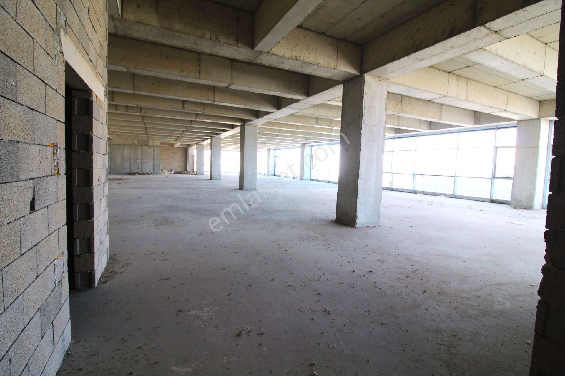 Kiralık Batı Prestij Ticaret Merkezi'nde İşyerleri İmalathane Başkent Oto Sanayi - Görsel 6