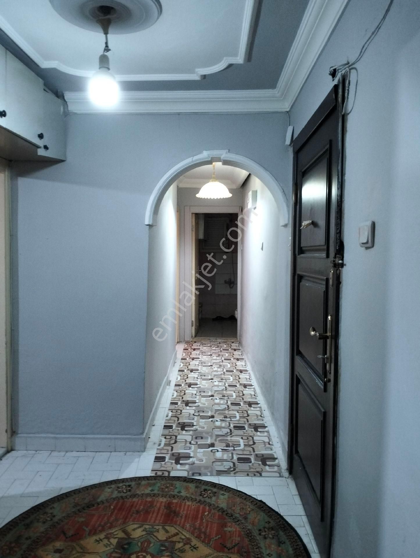 Altıparmak İntizam Mahallesi Yatık Sokak Eşyalı Kiralık Daire