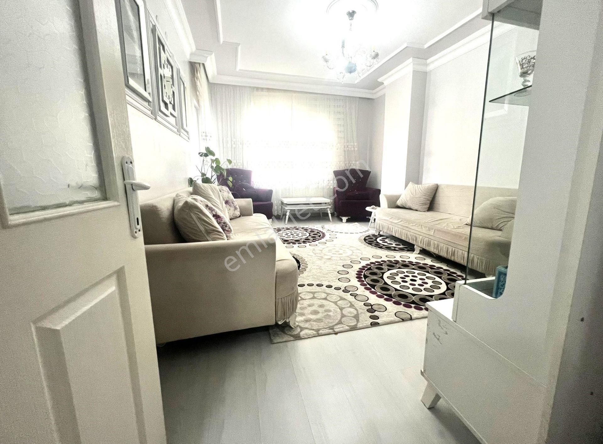 Goldhouse Dan Satılık Bahçelievler Çobançeşme De Geniş 2+1 Daire
