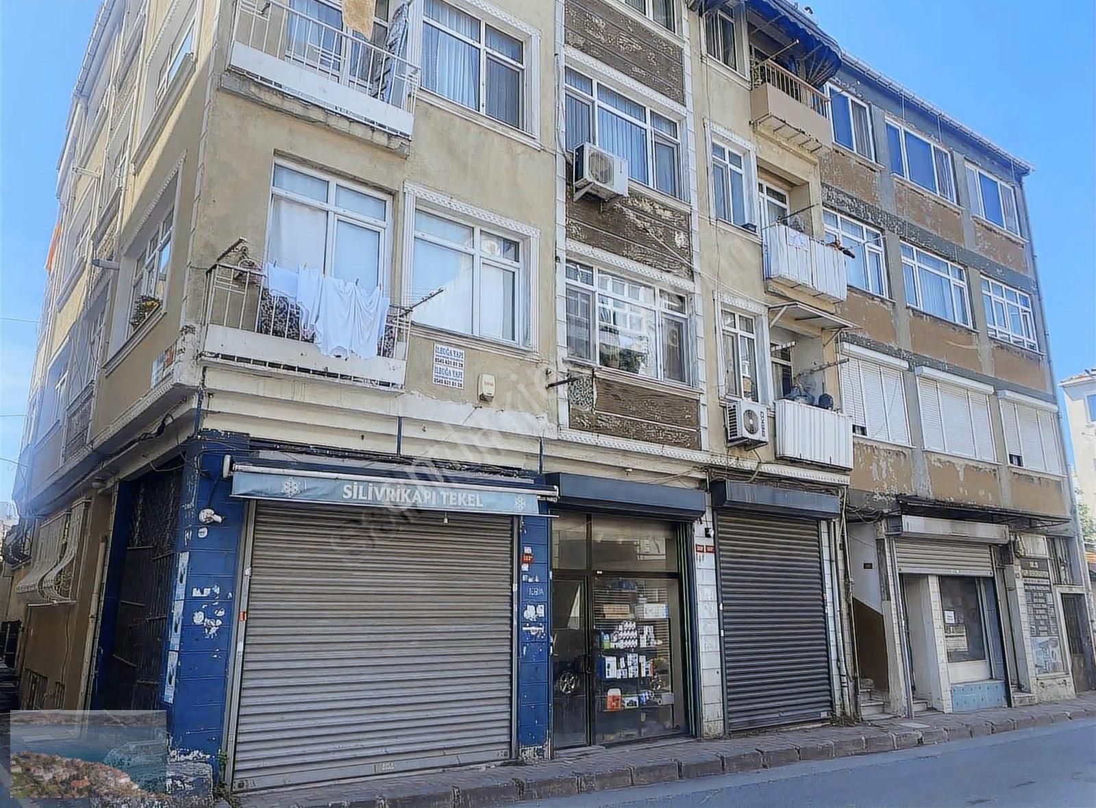 Fatih Silivrikapı Cad Üzeri Tabela Değeri Yüksek Satılık Dükkan