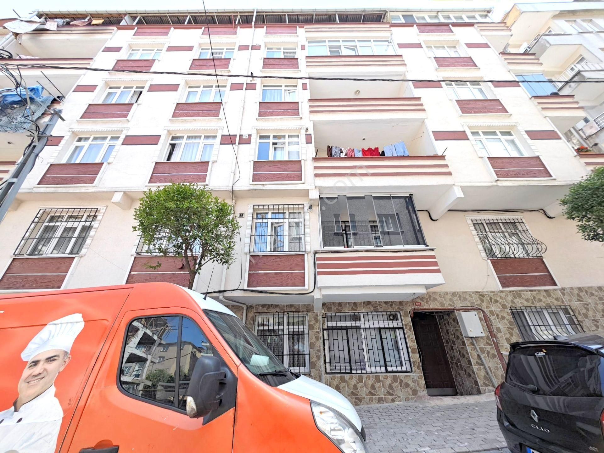 Tutar Dan Acil Satılık 3+1 Krediye Uygun 28 Yıllık Arakat Daire