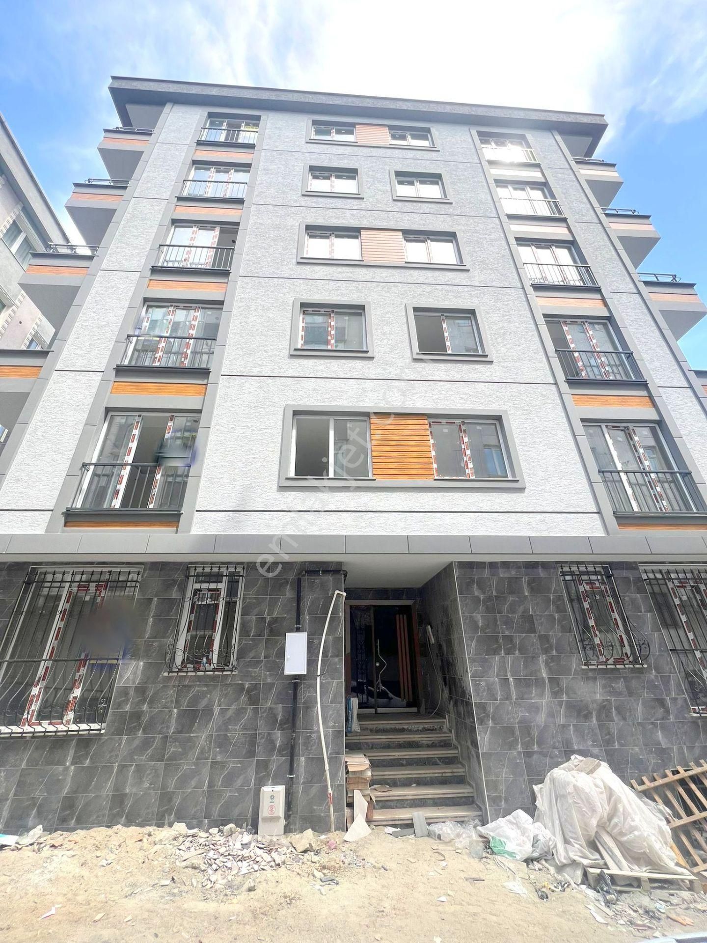Tutardan Mevlana Camii Yakını 2+1 75m2 Sıfır Lüx Arakat Daireler