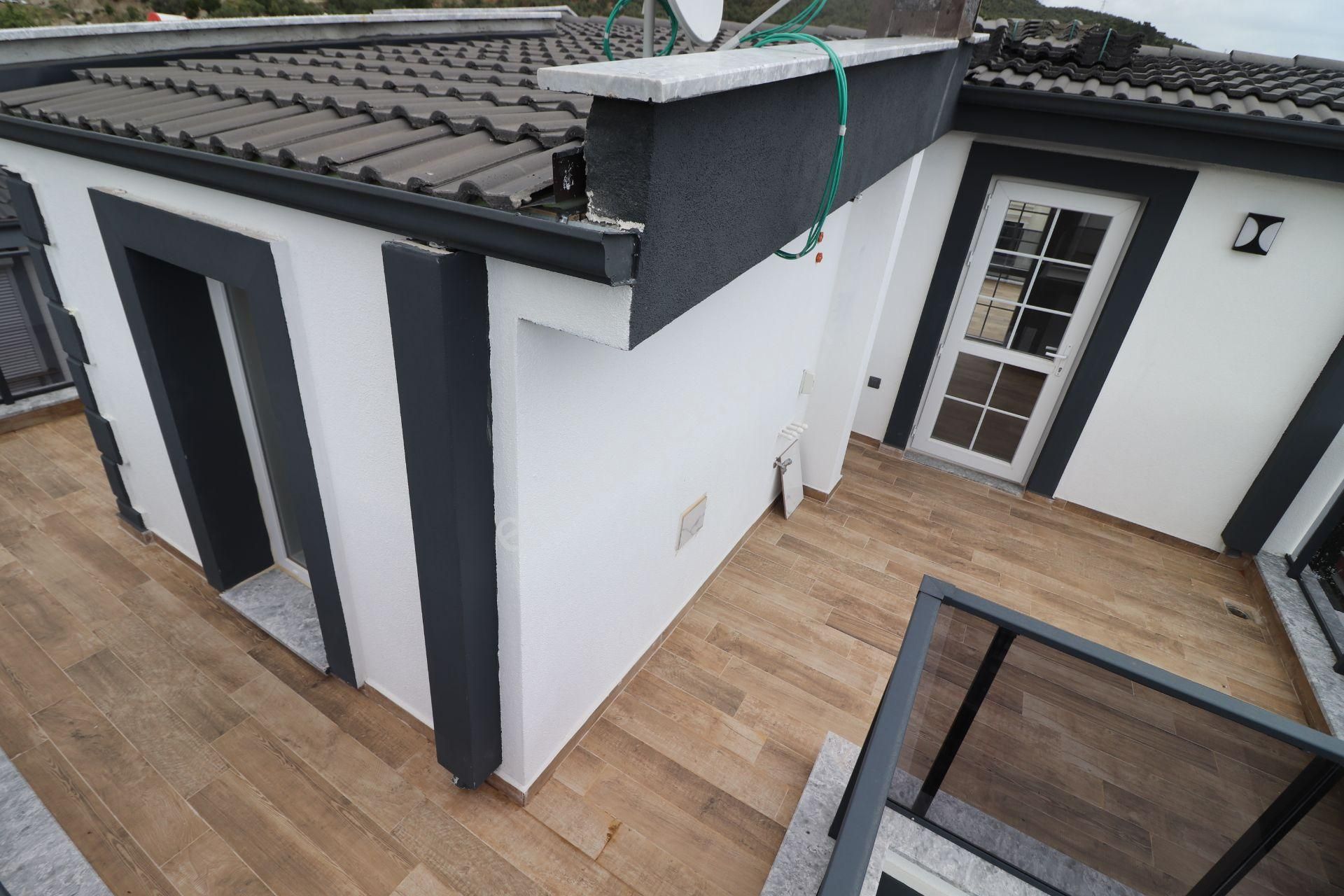 Irmaksudan Altınoluk Ta Dağ Ve Deniz Manzaralı Lüks 5+1 Villa - Görsel 28