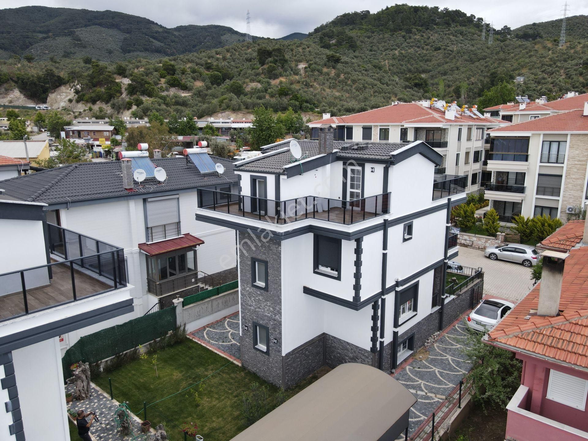 Irmaksudan Altınoluk Ta Dağ Ve Deniz Manzaralı Lüks 5+1 Villa - Görsel 7