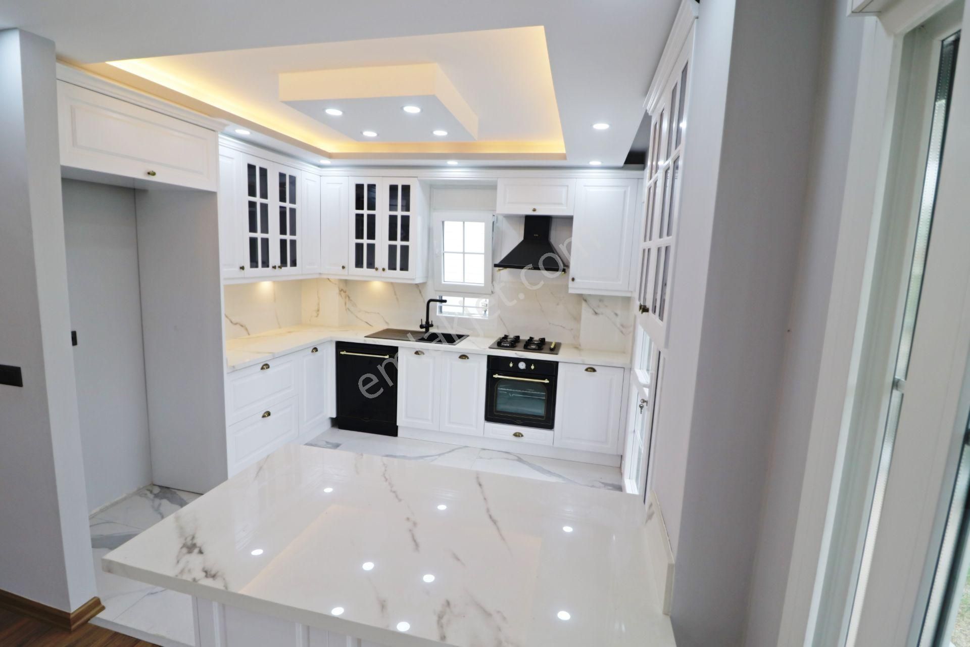 Irmaksudan Altınoluk Ta Dağ Ve Deniz Manzaralı Lüks 5+1 Villa - Görsel 2