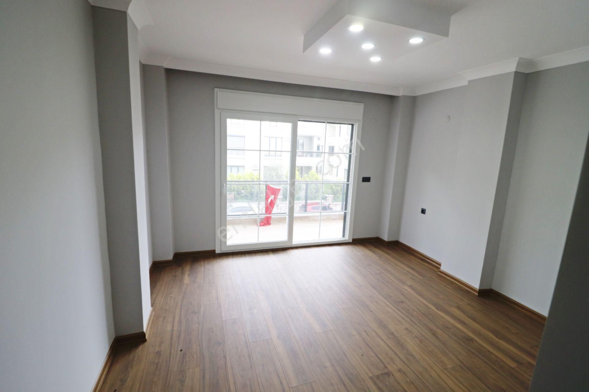 Irmaksudan Altınoluk Ta Dağ Ve Deniz Manzaralı Lüks 5+1 Villa - Görsel 23