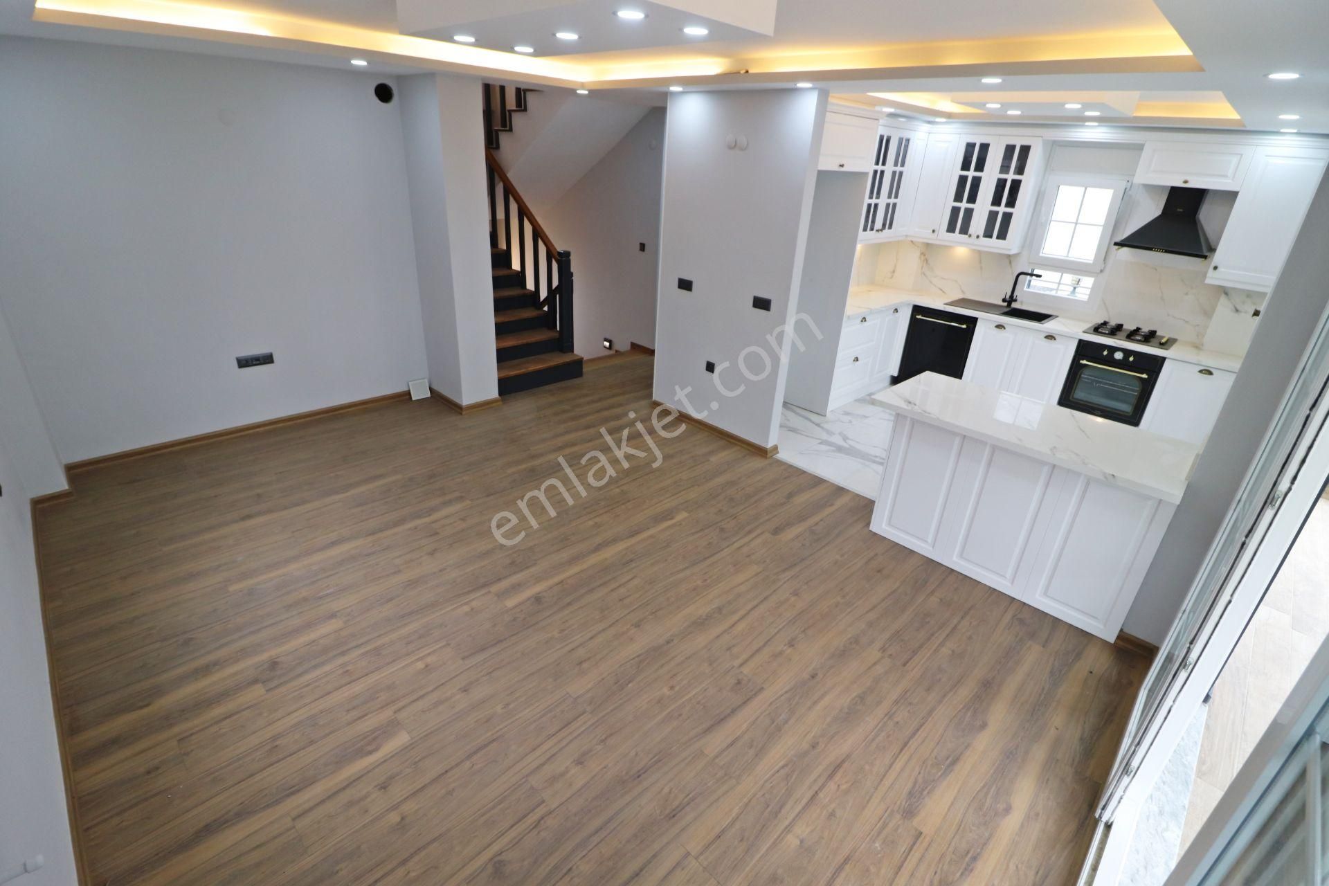 Irmaksudan Altınoluk Ta Dağ Ve Deniz Manzaralı Lüks 5+1 Villa - Görsel 10