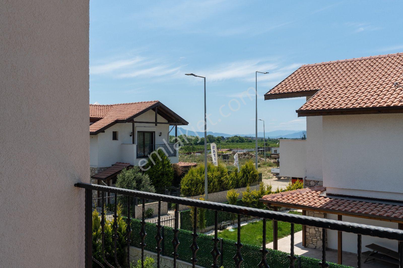 Kuşadası Davutlar'da Taş Villa Konsept Özel Havuzlu Fırsat Villa - Görsel 34