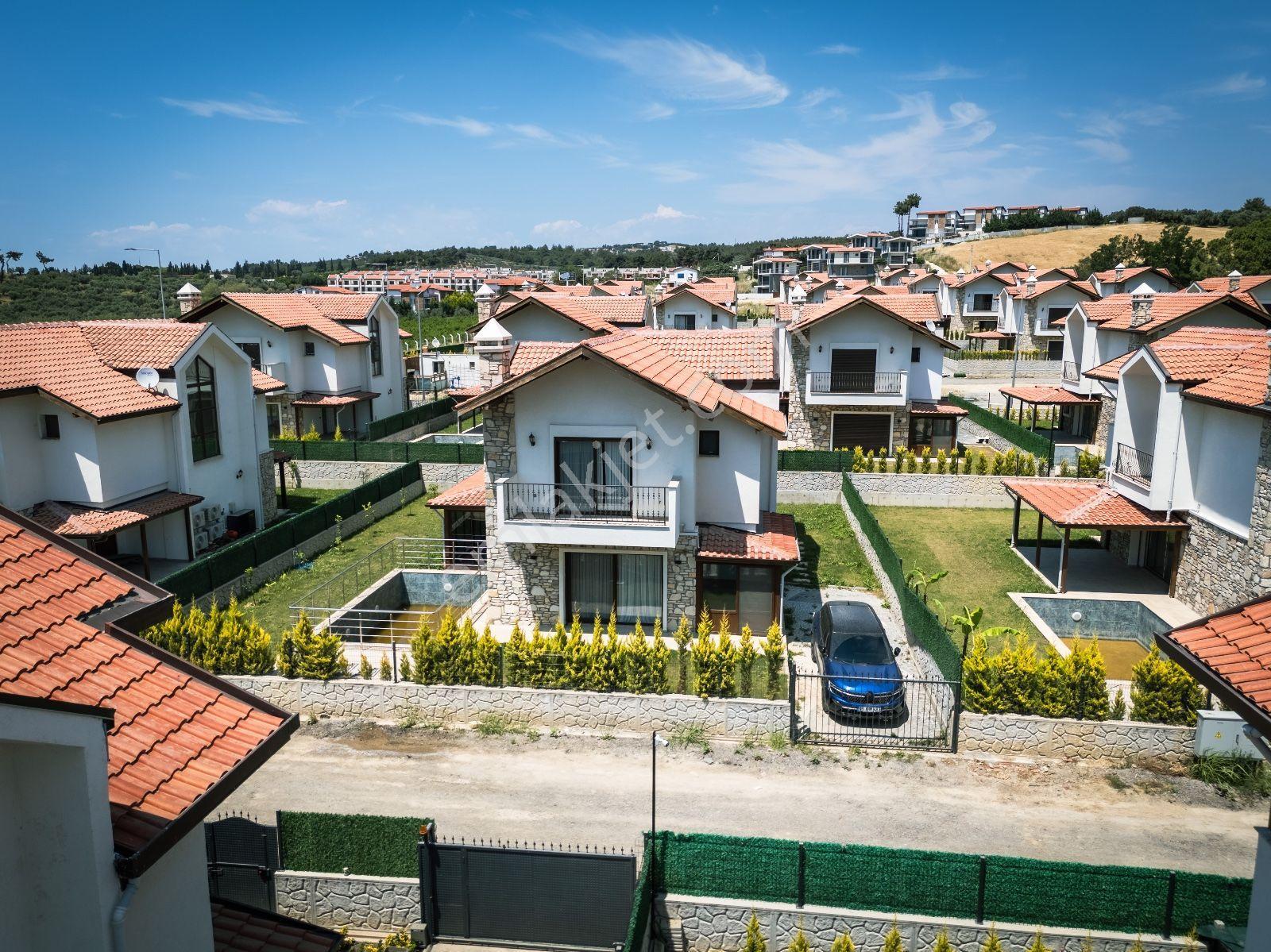 Kuşadası Davutlar'da Taş Villa Konsept Özel Havuzlu Fırsat Villa - Görsel 4