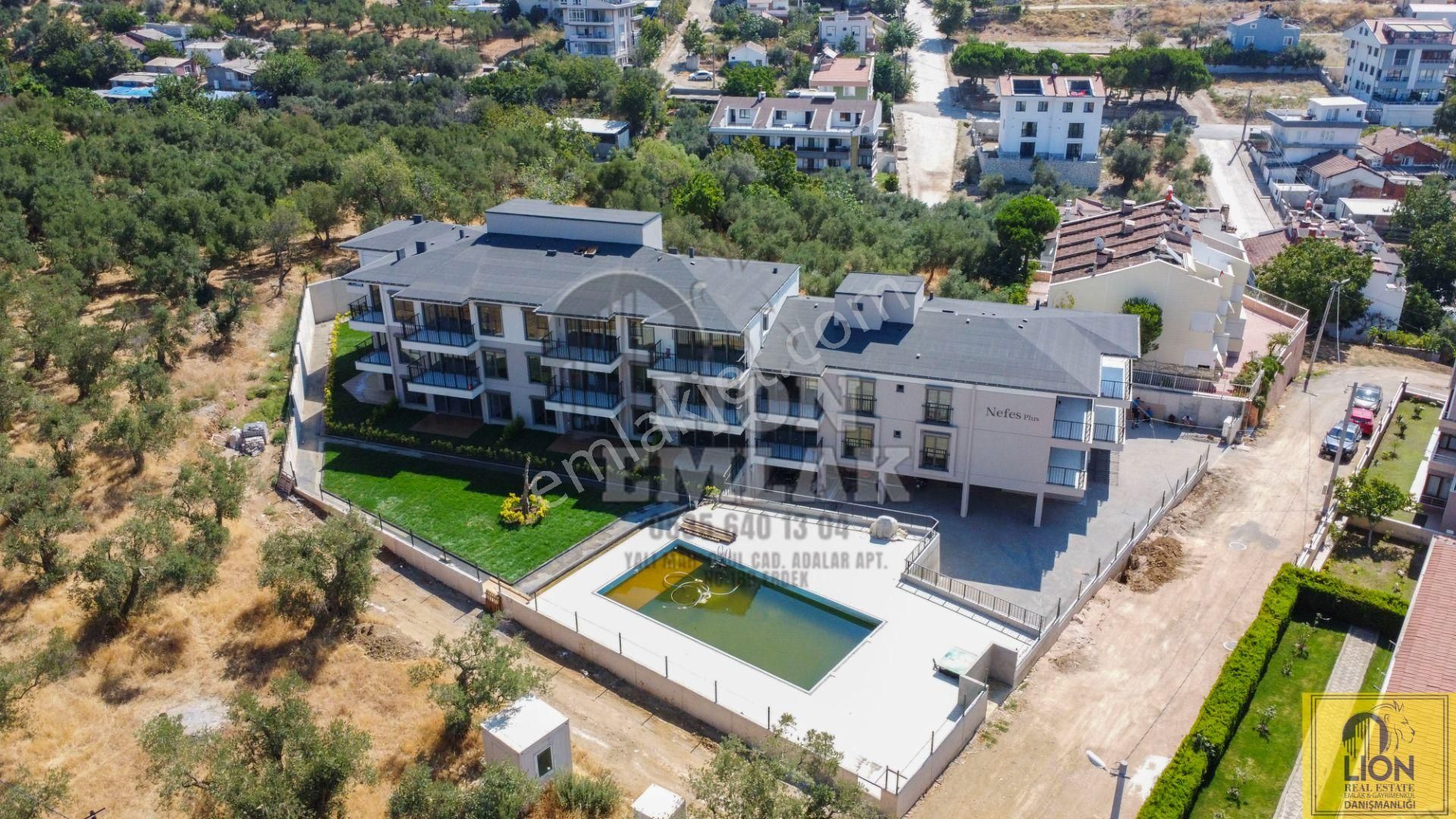 Erdek Atatürk Mahallesinde Havuzlu Site İçerisinde 2+1 Yeni Tasarım Satılık Daire