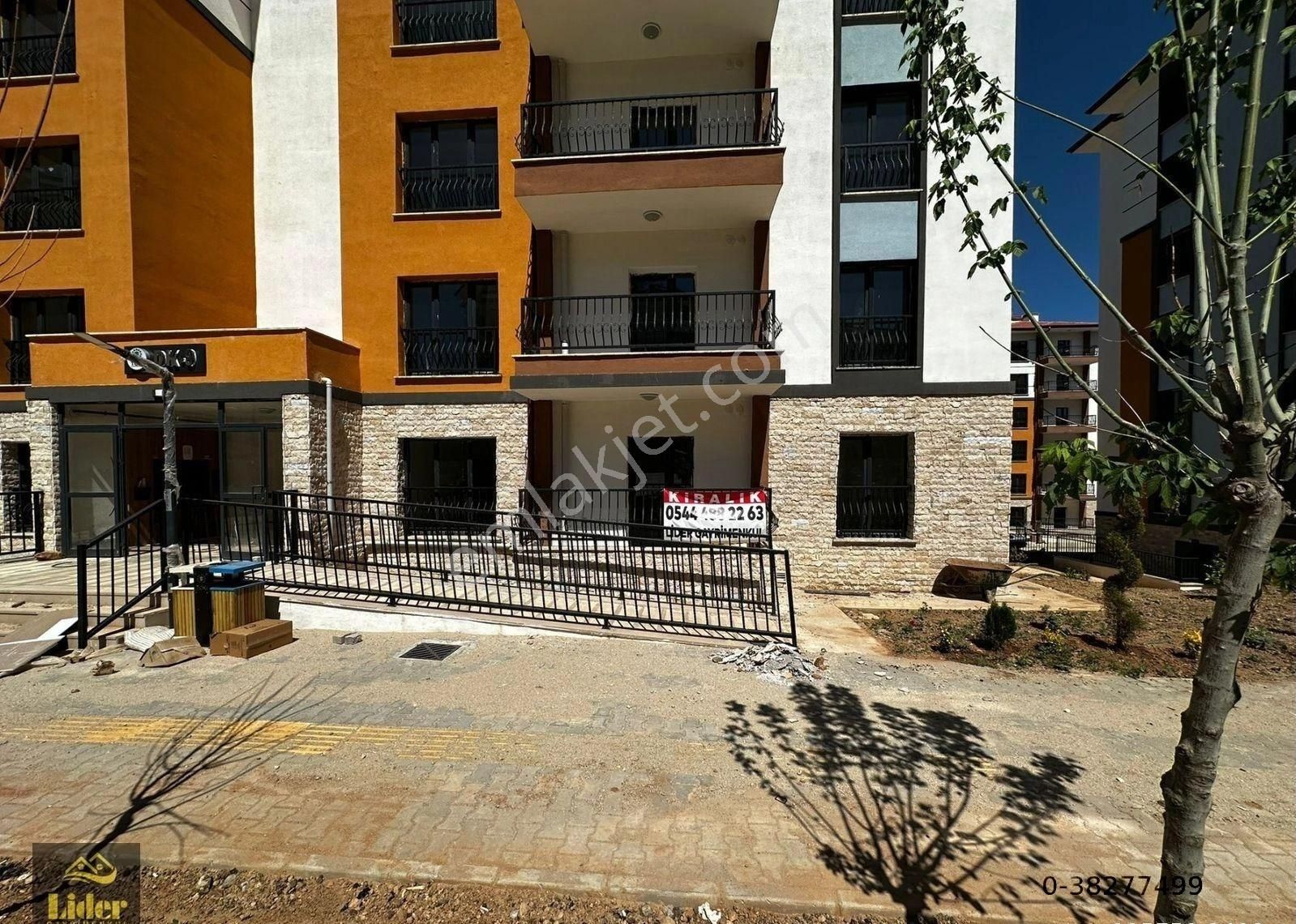 Lider'den Muğla Akçaova Toki'de Kiralık 2+1 Giriş Kat Daire