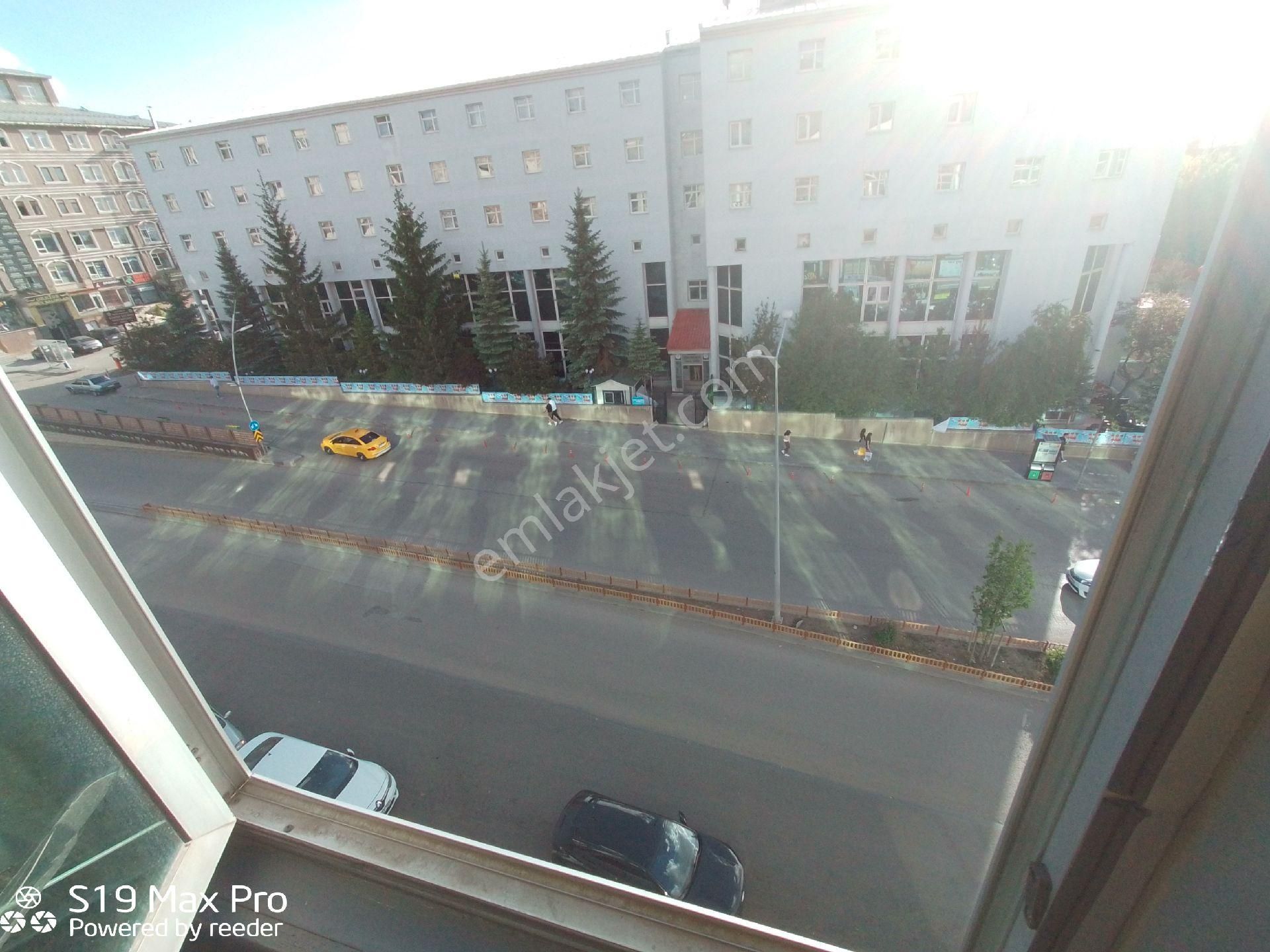 Yakut Plazada Satılık İşyeri - Görsel 5