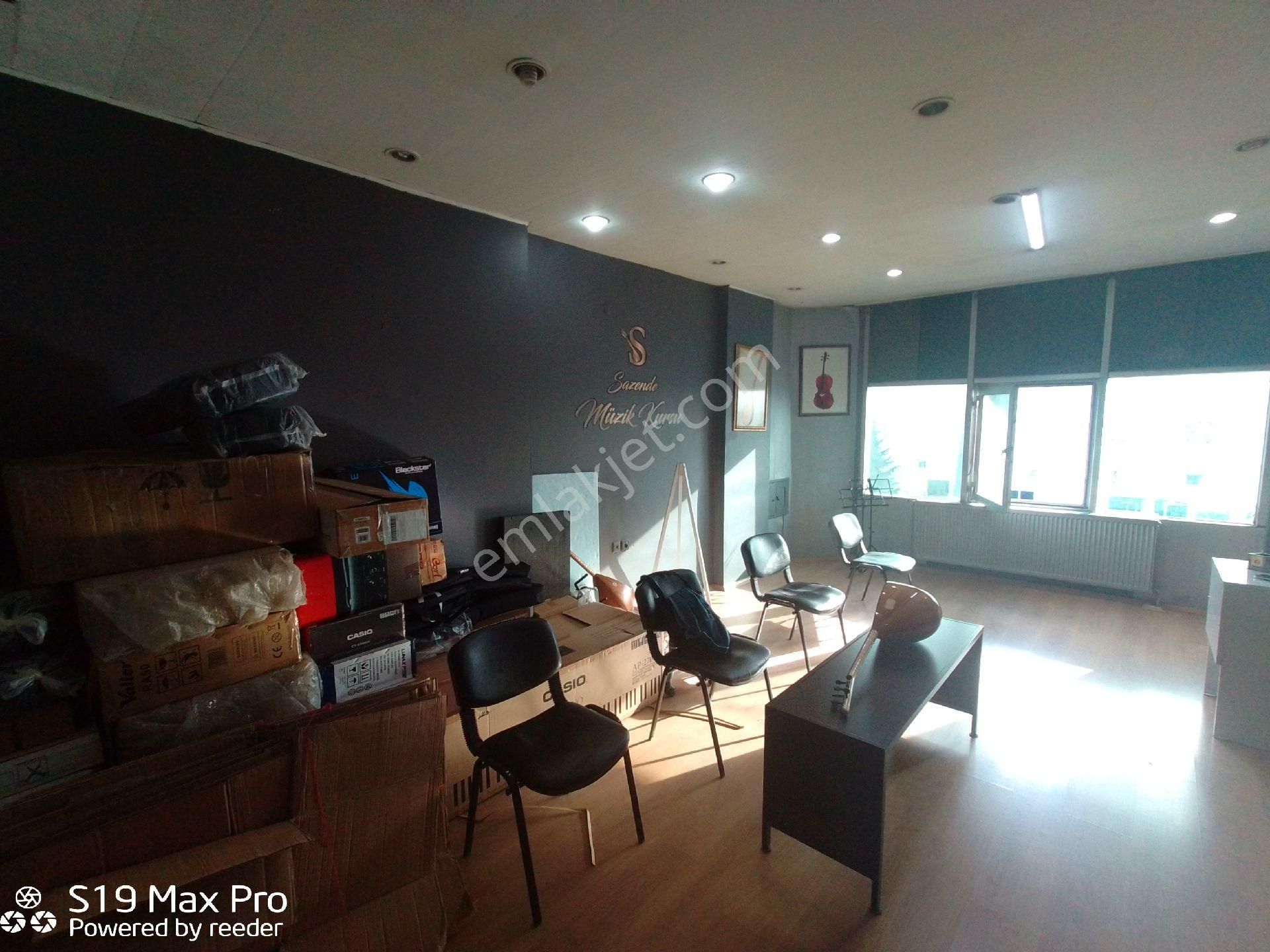 Yakut Plazada Satılık İşyeri - Görsel 2