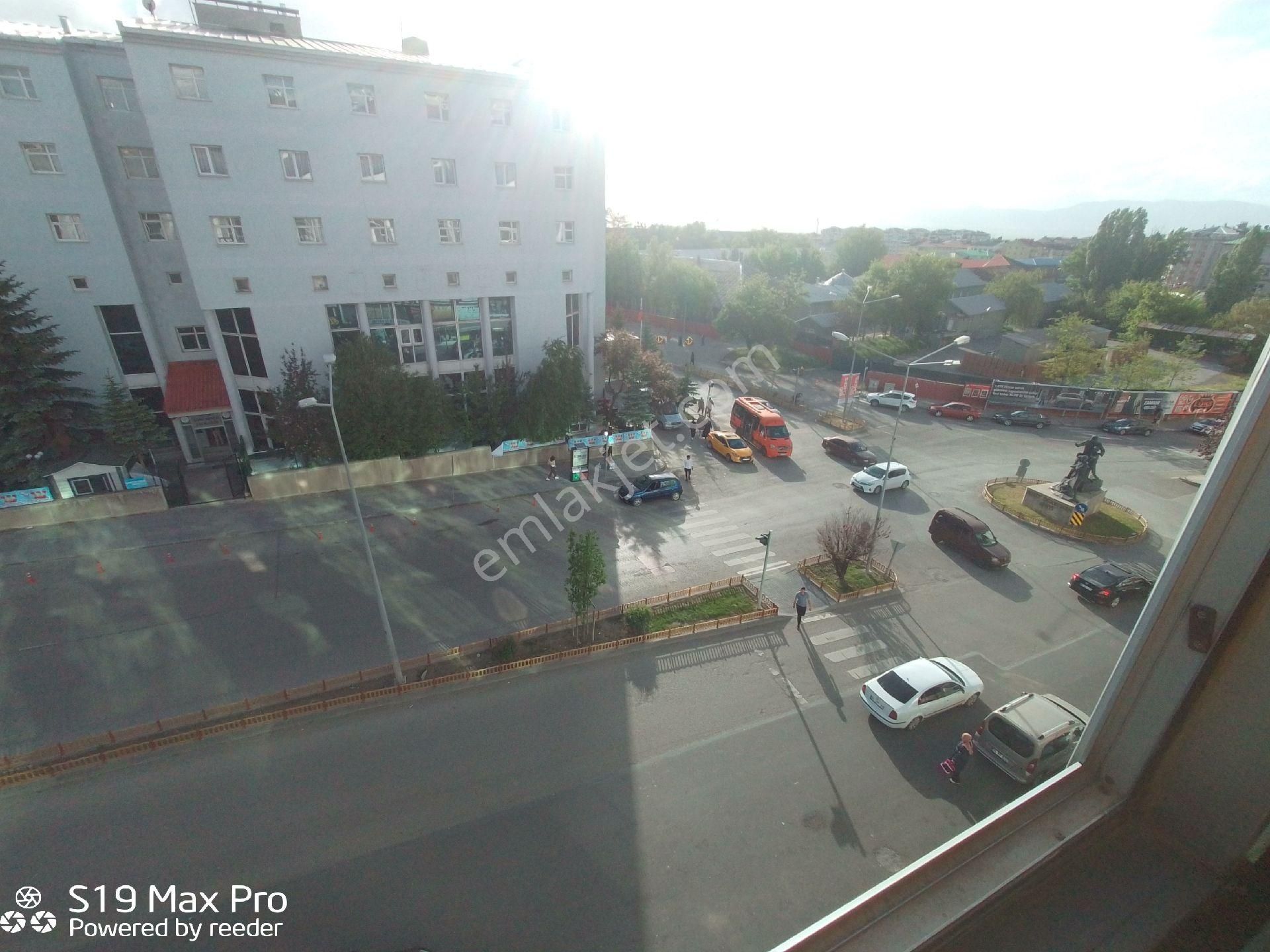 Yakut Plazada Satılık İşyeri - Görsel 7