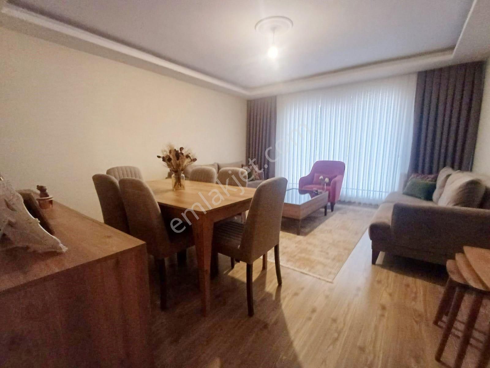 Evim Ankara'dan Atapark'ta Full Yapılı Ebeveyn Banyolu Giyinme Odalı Kredi İmkanıyla 4+1 Daire