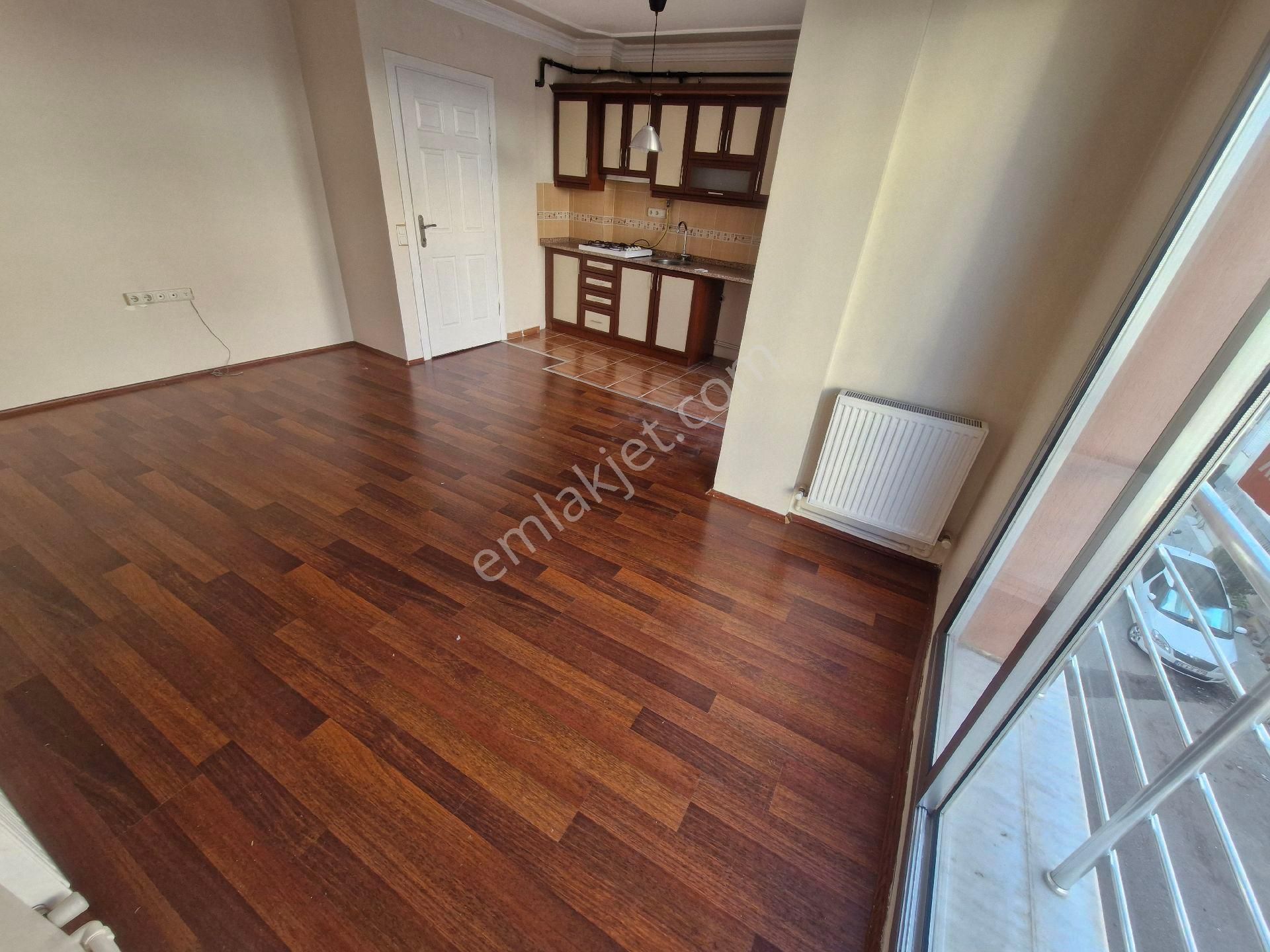 İzmir Balçova Eğitim Mah Doğalgazlı 11 Yıllık Kiralık Daire