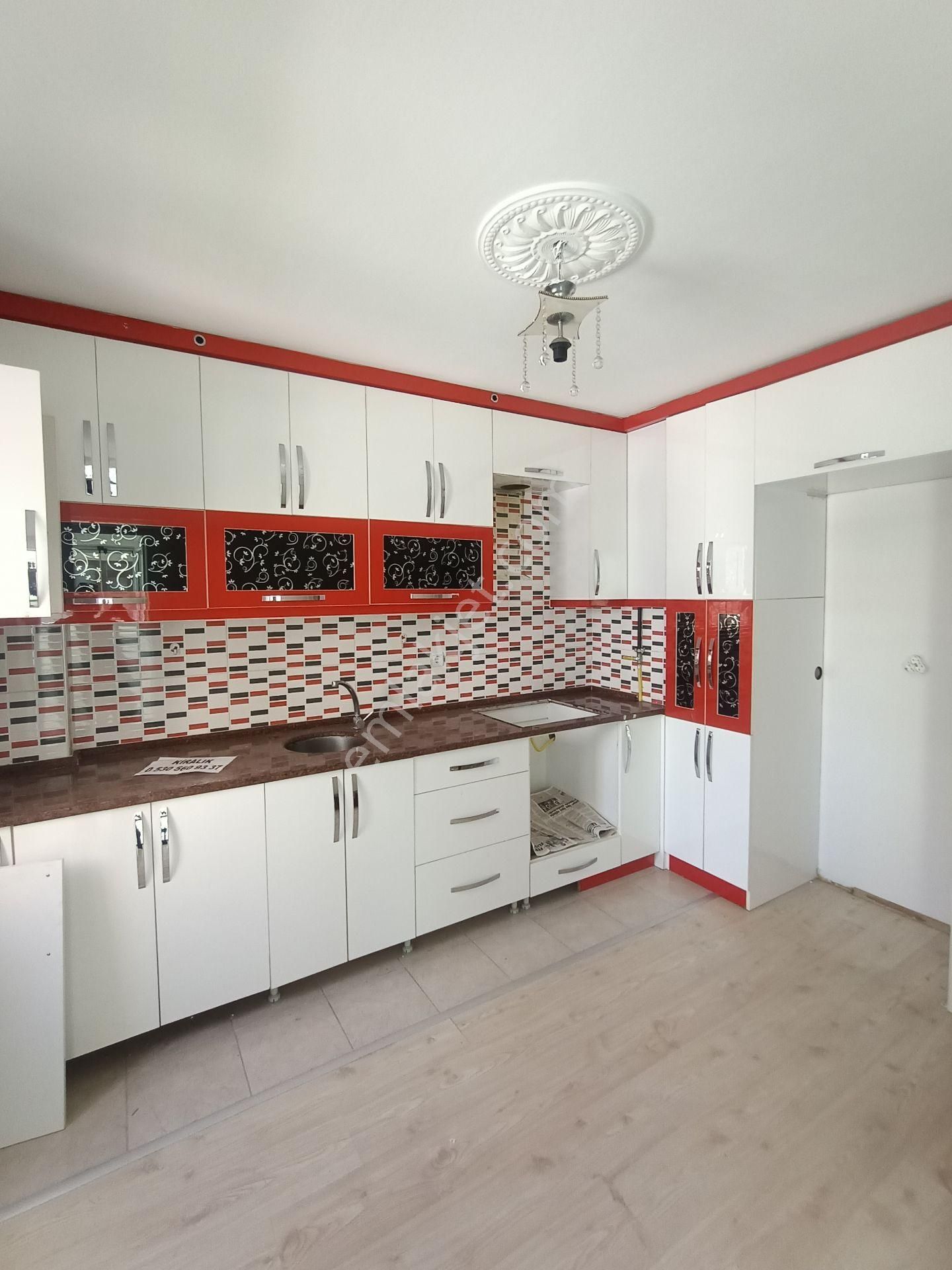 Cengiz-yapı Çorum Bahabey Caddesi Arka Sokağında Kiralık 2+1
