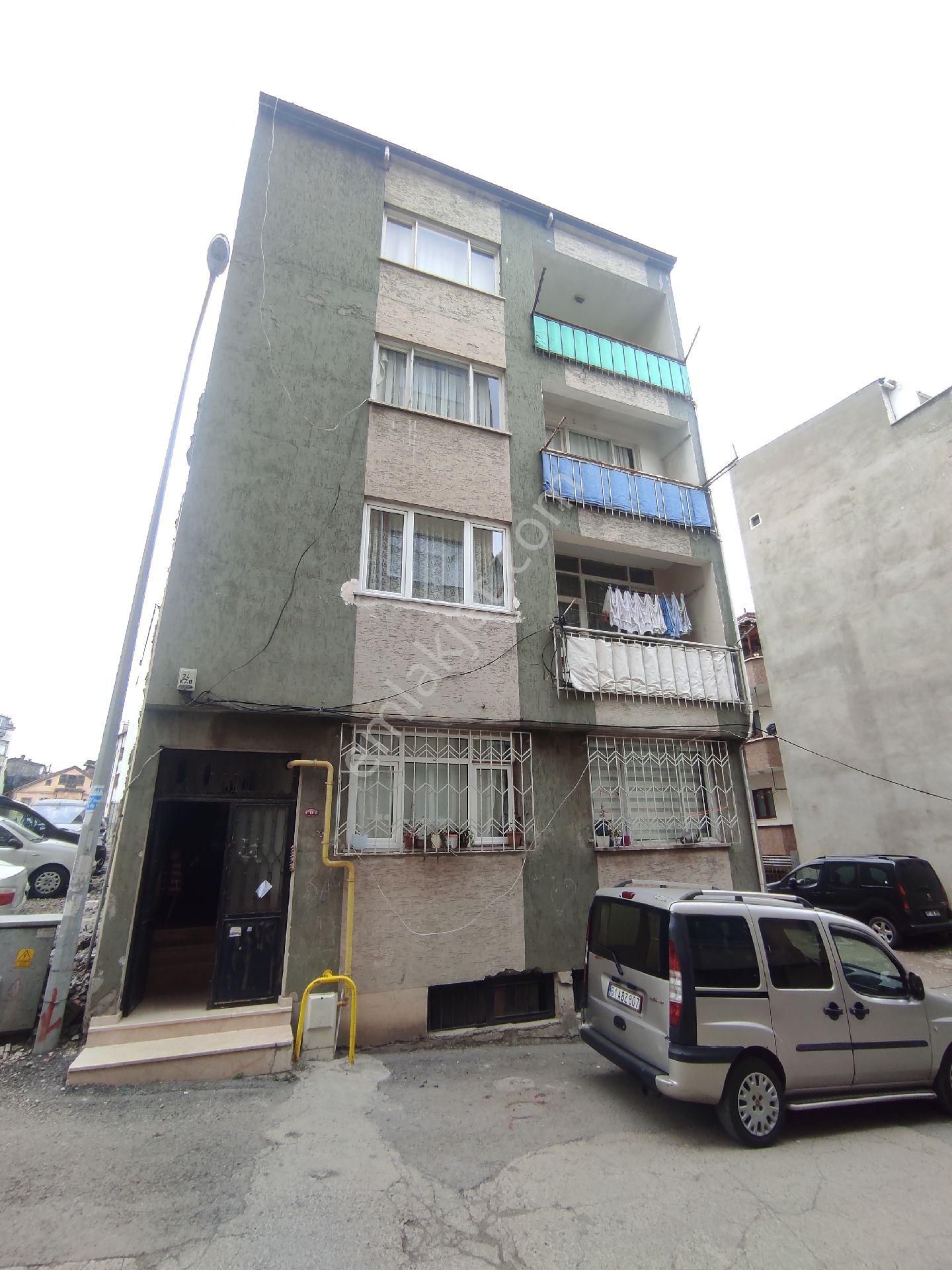 Trabzon Gazipaşa Mahallesinde Satılık 120m2 3+1 Daire,