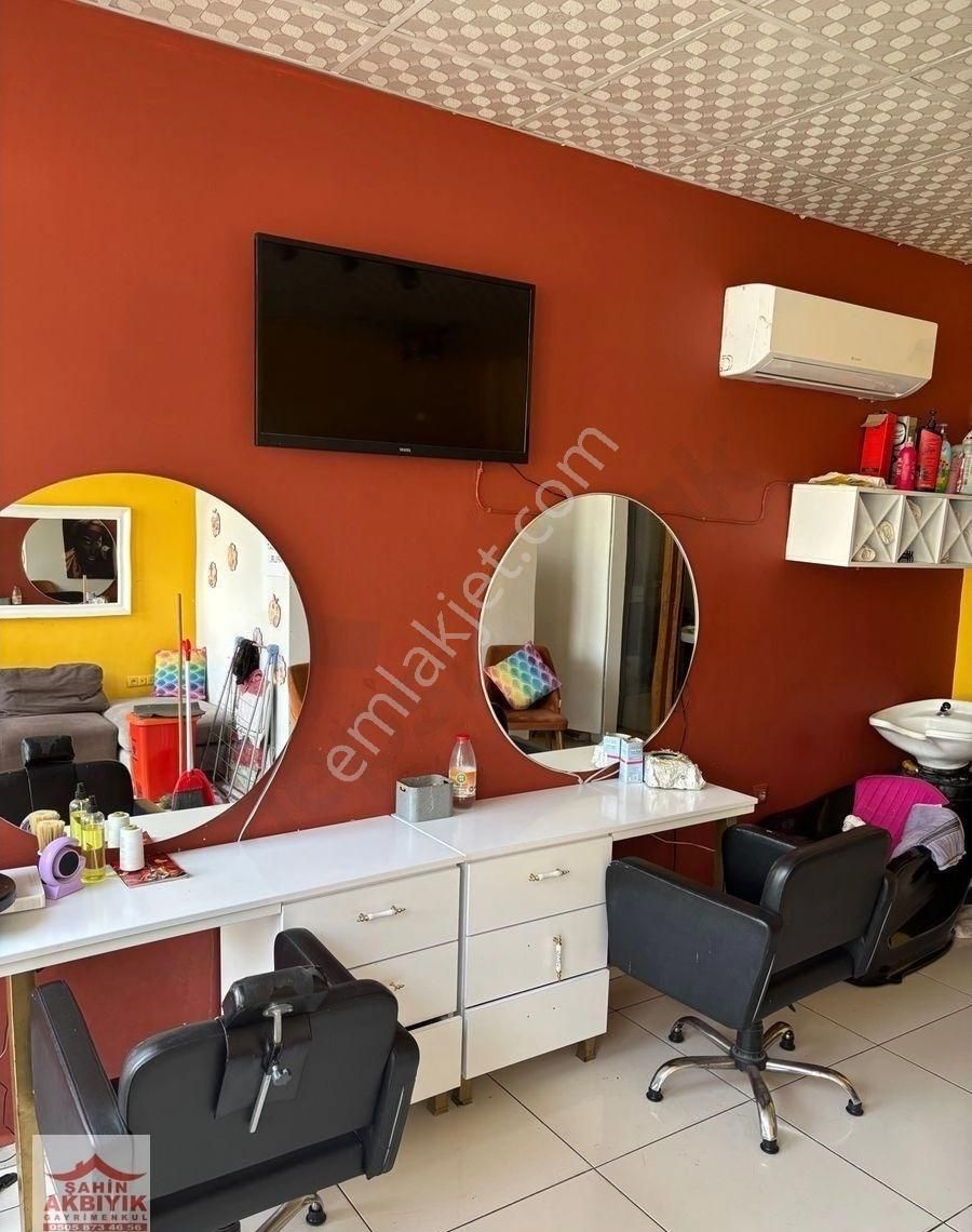 Bayraklı 100 Yıl Yakını 40 M2 Ofis İşyeri - Görsel 3