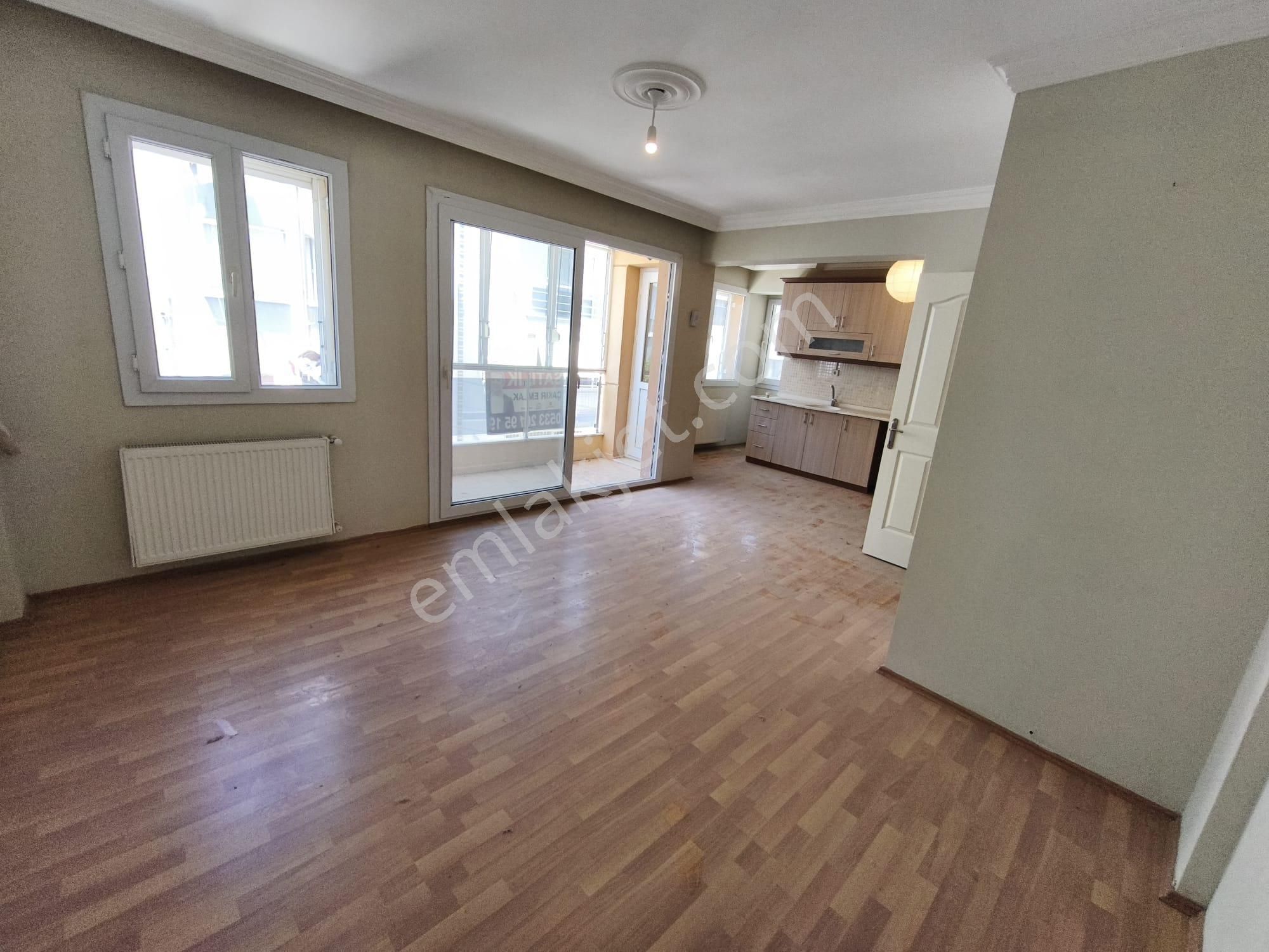 Balçovada Yeni Binada J.termal Isıtmalı Arakat Satılık 2+1 Daire - Görsel 8