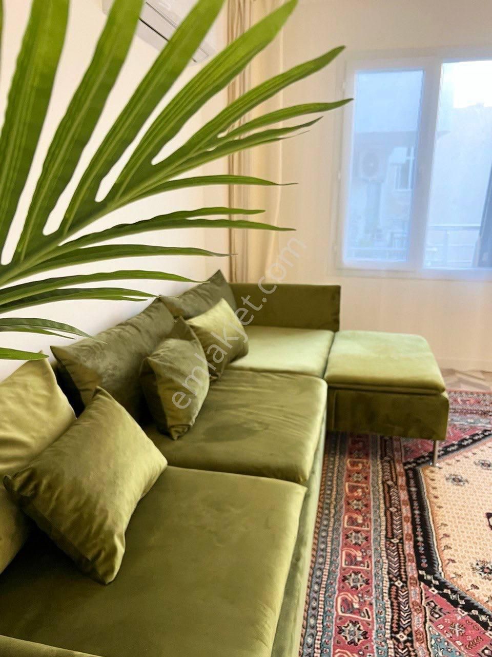 Mersin Erdemli Merkez Mah. Denize Sıfır Full Eşyalı 3+1 Satılık Daire