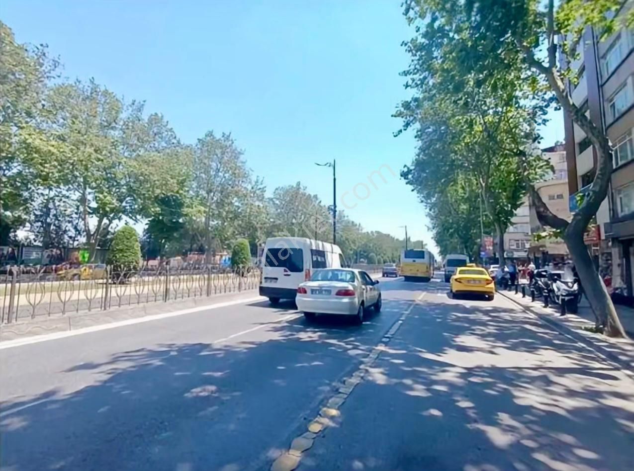 Molla Teamden Çapa Millet Cad.üzeri 100 M2 Kiralık Dükkan&mağaza