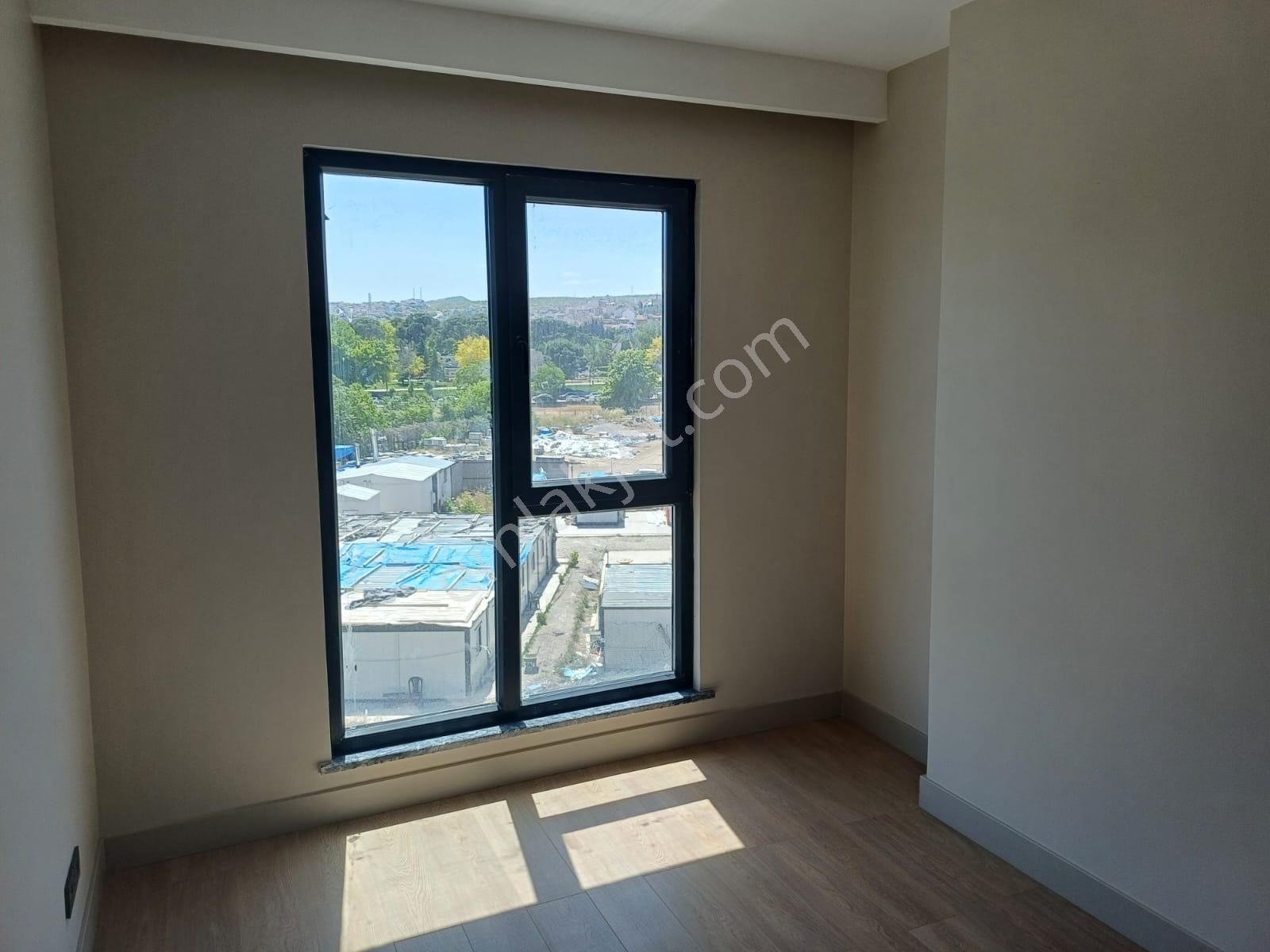 Re/max Mid'den Emlak Konut'ta Kiralık 2+1 Ara Kat Daire