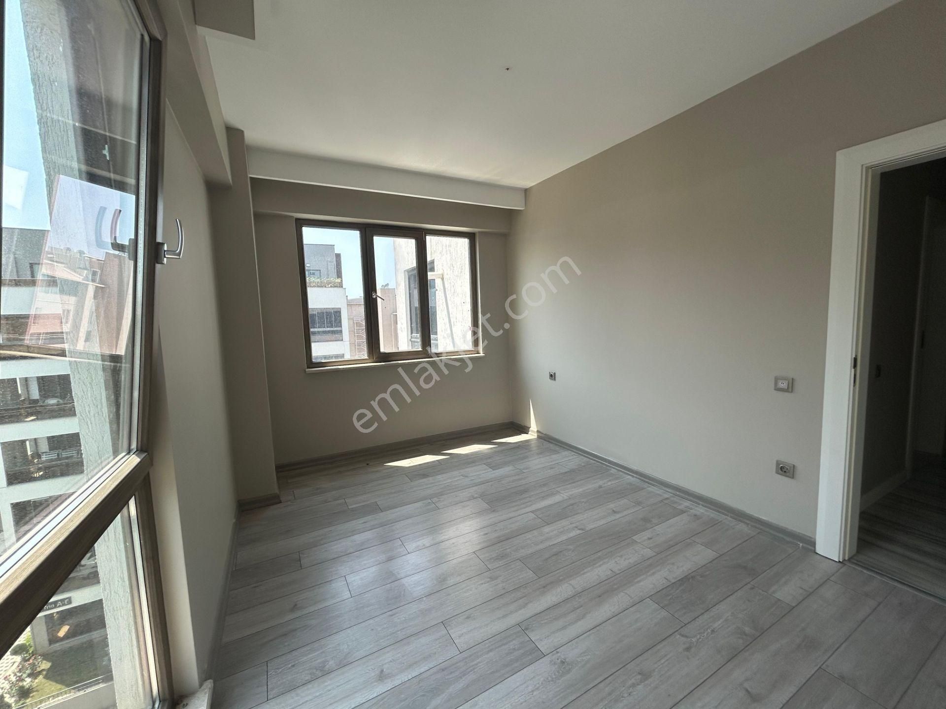 Ertuğrul Mah.bulvarda Lüx 5+2 Kiralık Dubleks Daire