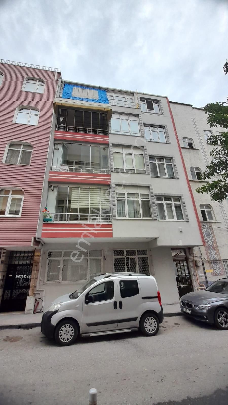 Erdem Emlak Ofisinden İlkadım Çiftlik De 4.kat 3+1 Kiralık Daire
