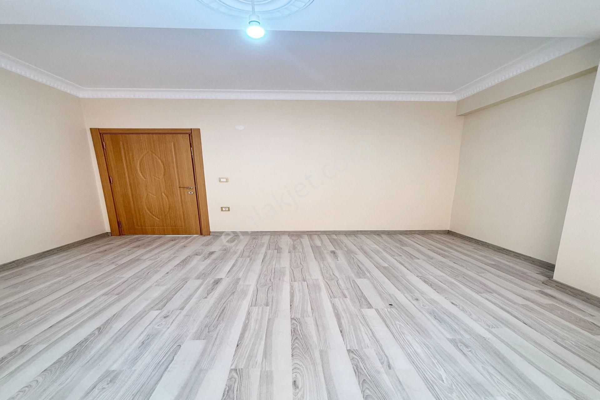 Metrobüse Yakın 3+1 Aileye Uygun Lüks Sıfır Satılık Daire - Görsel 17