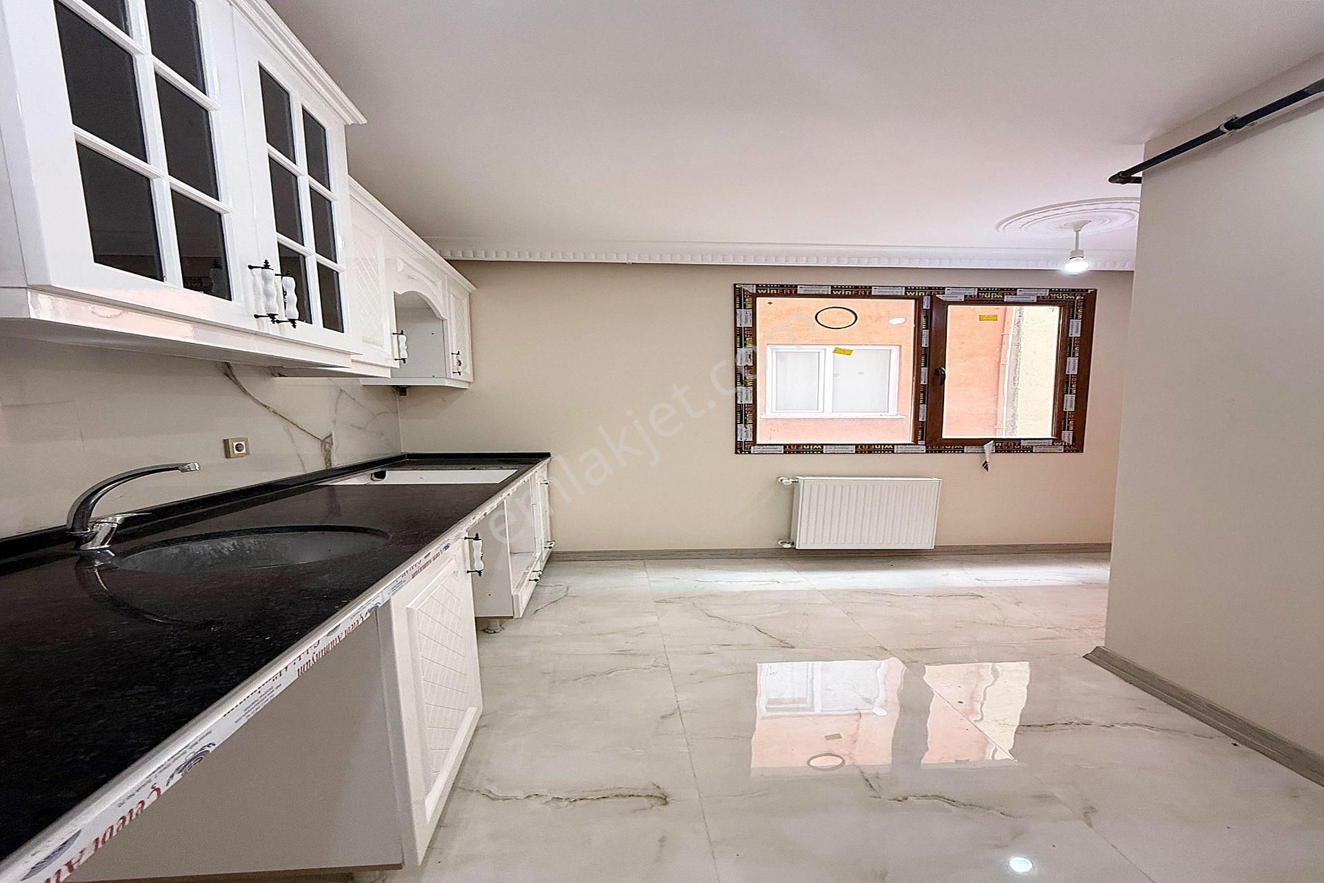 Metrobüse Yakın 3+1 Aileye Uygun Lüks Sıfır Satılık Daire - Görsel 4